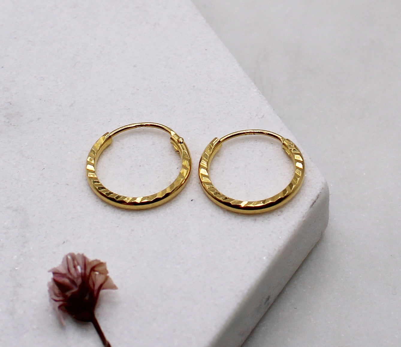 12mm 22carat Hoops