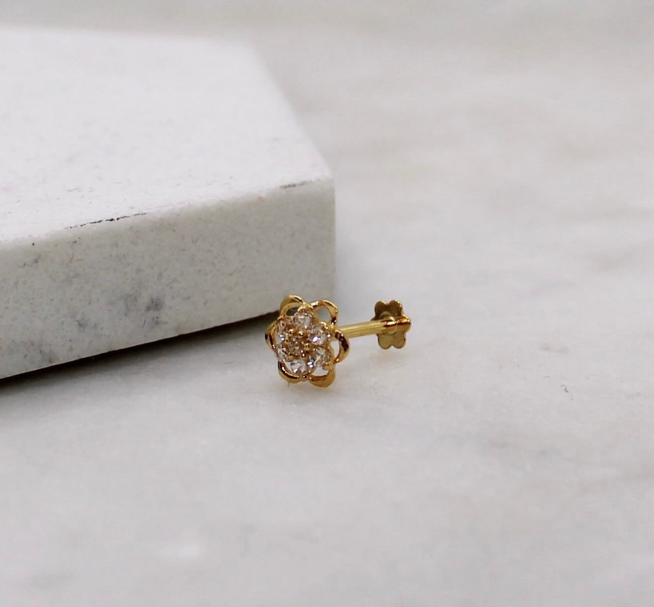 Flowery Stud