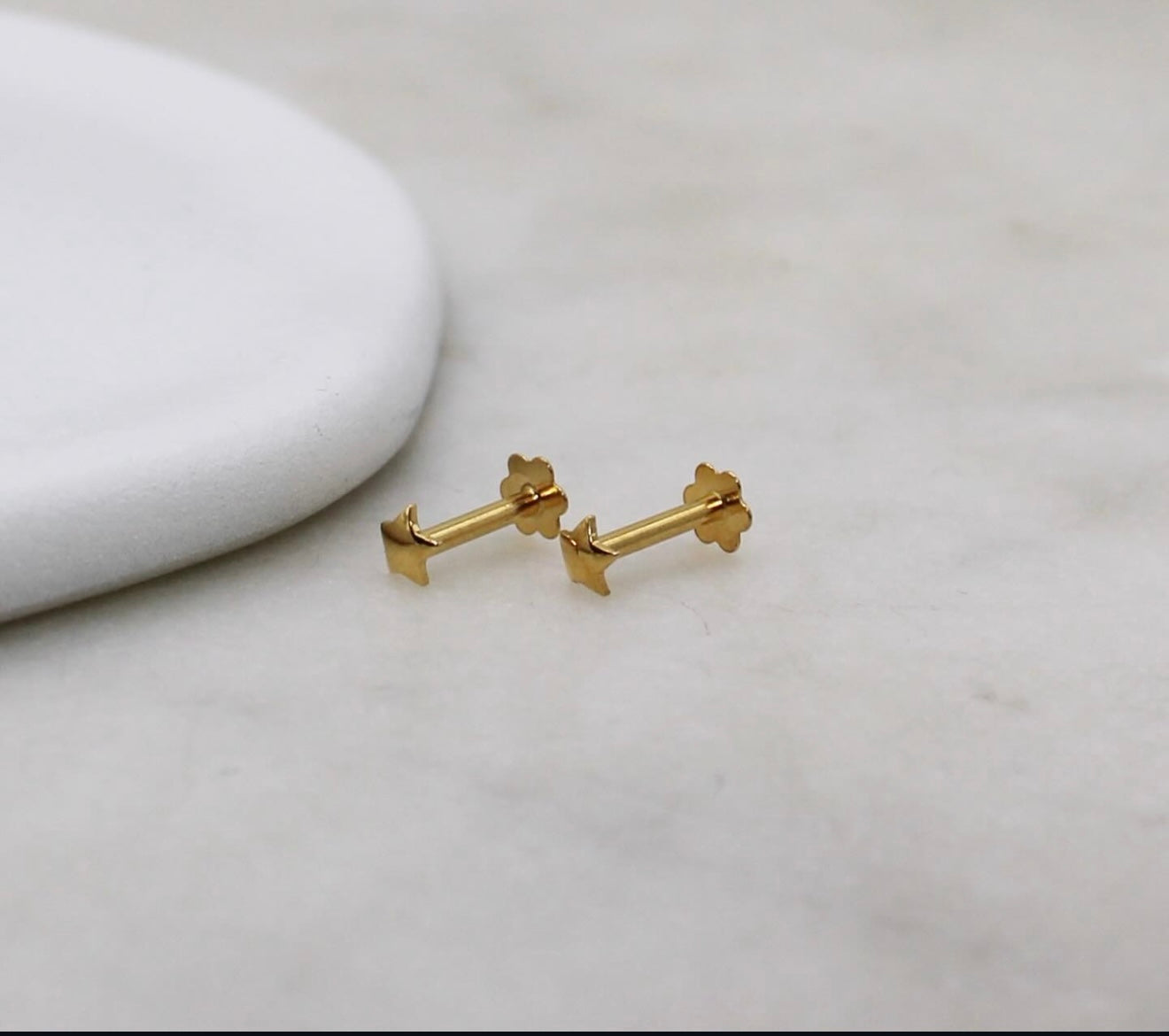 2.8mm Star Studs