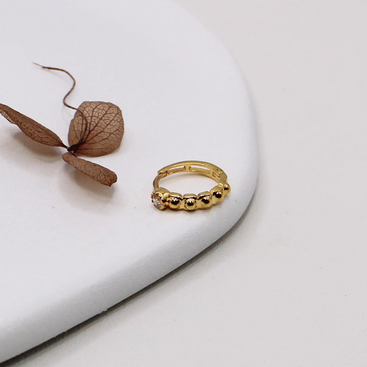 Round Detail Hoop