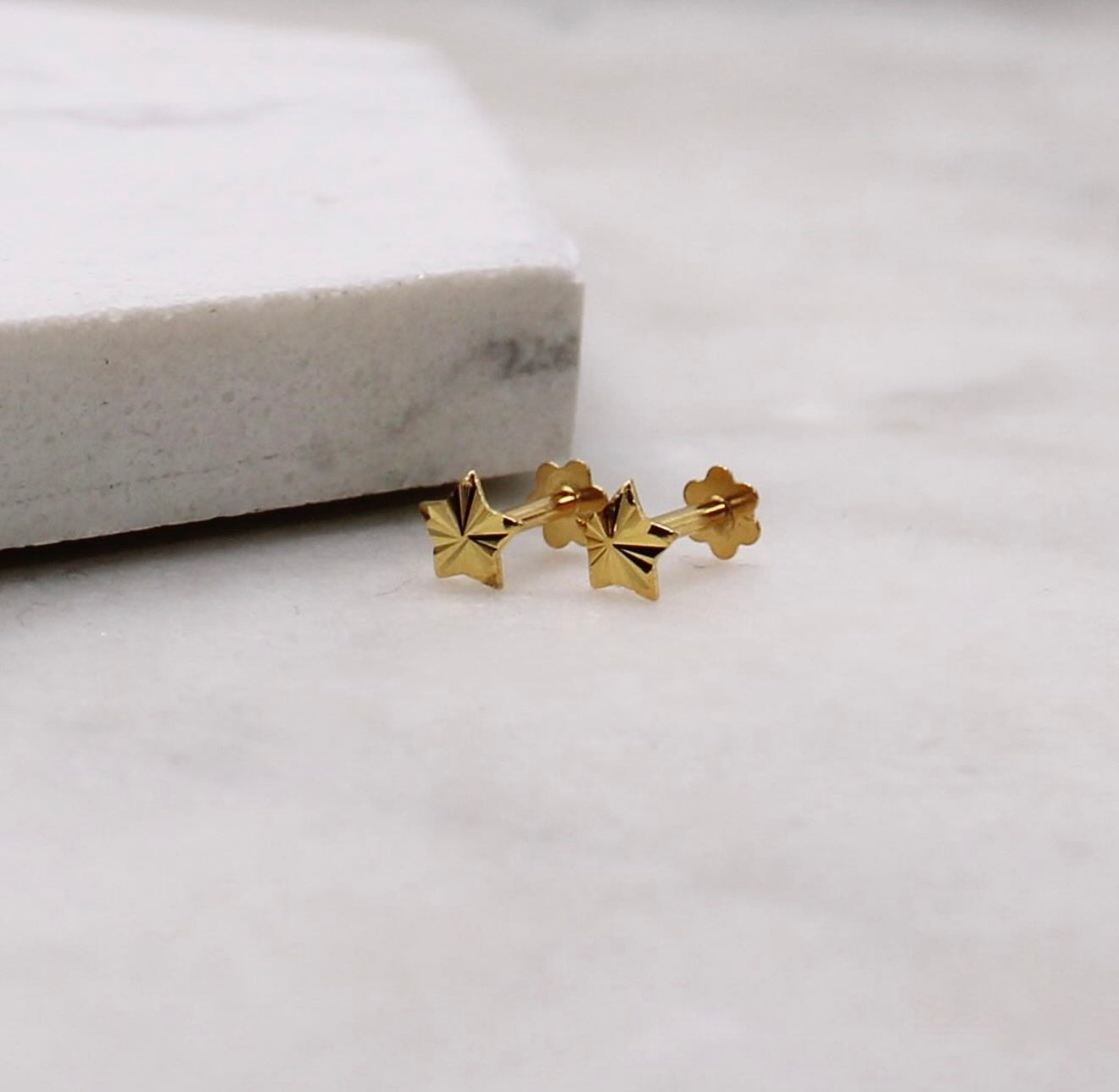 Detailed Star Studs