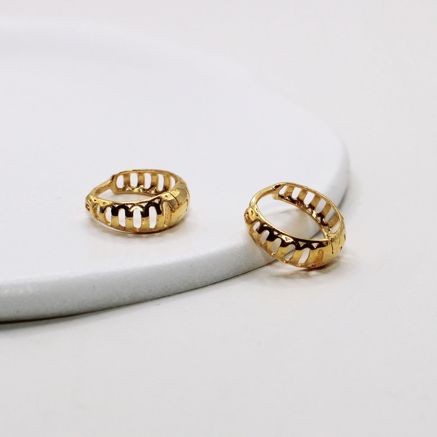 9.5mm Croissant Hoops