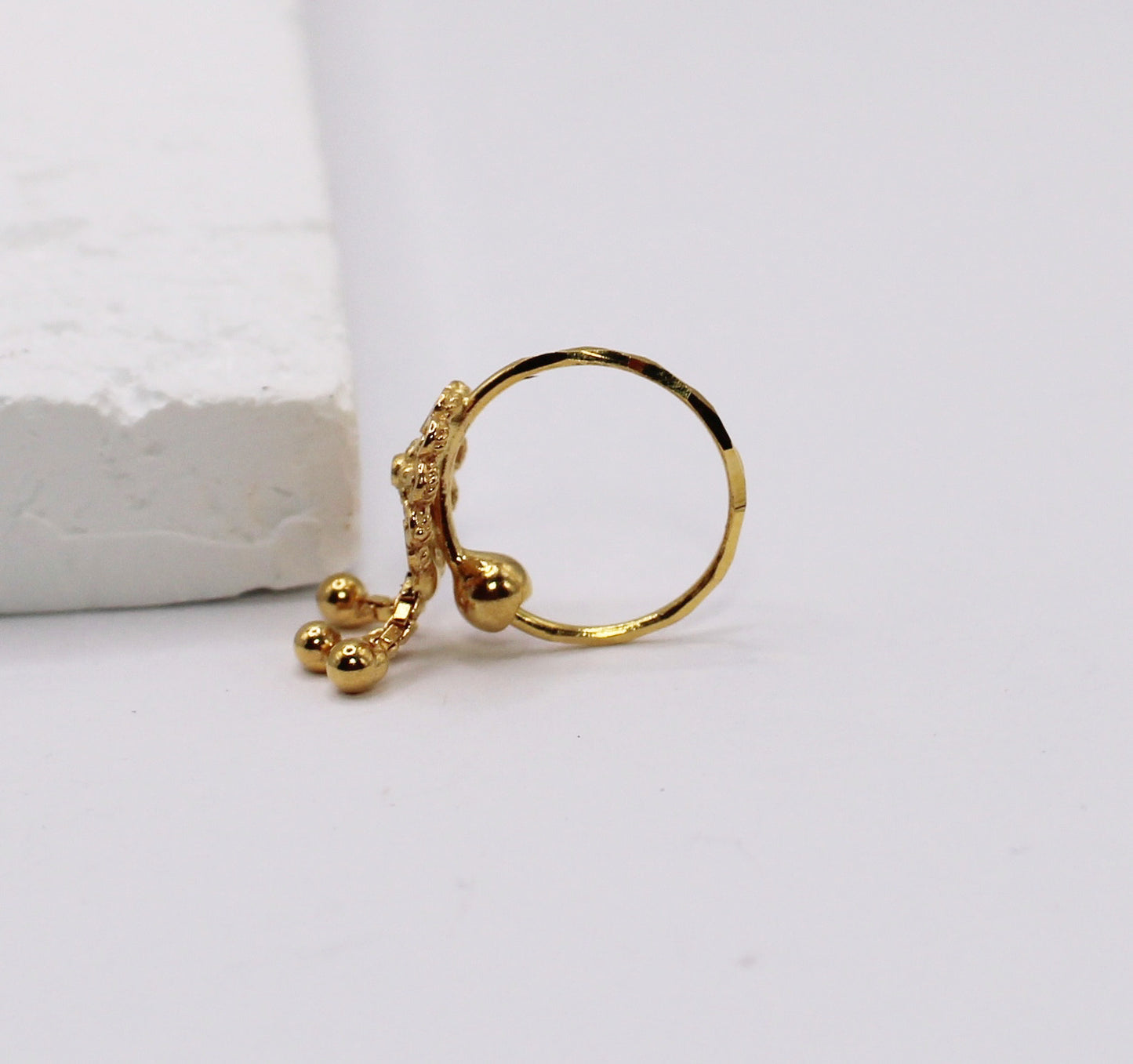 Flower 3-chain Hoop