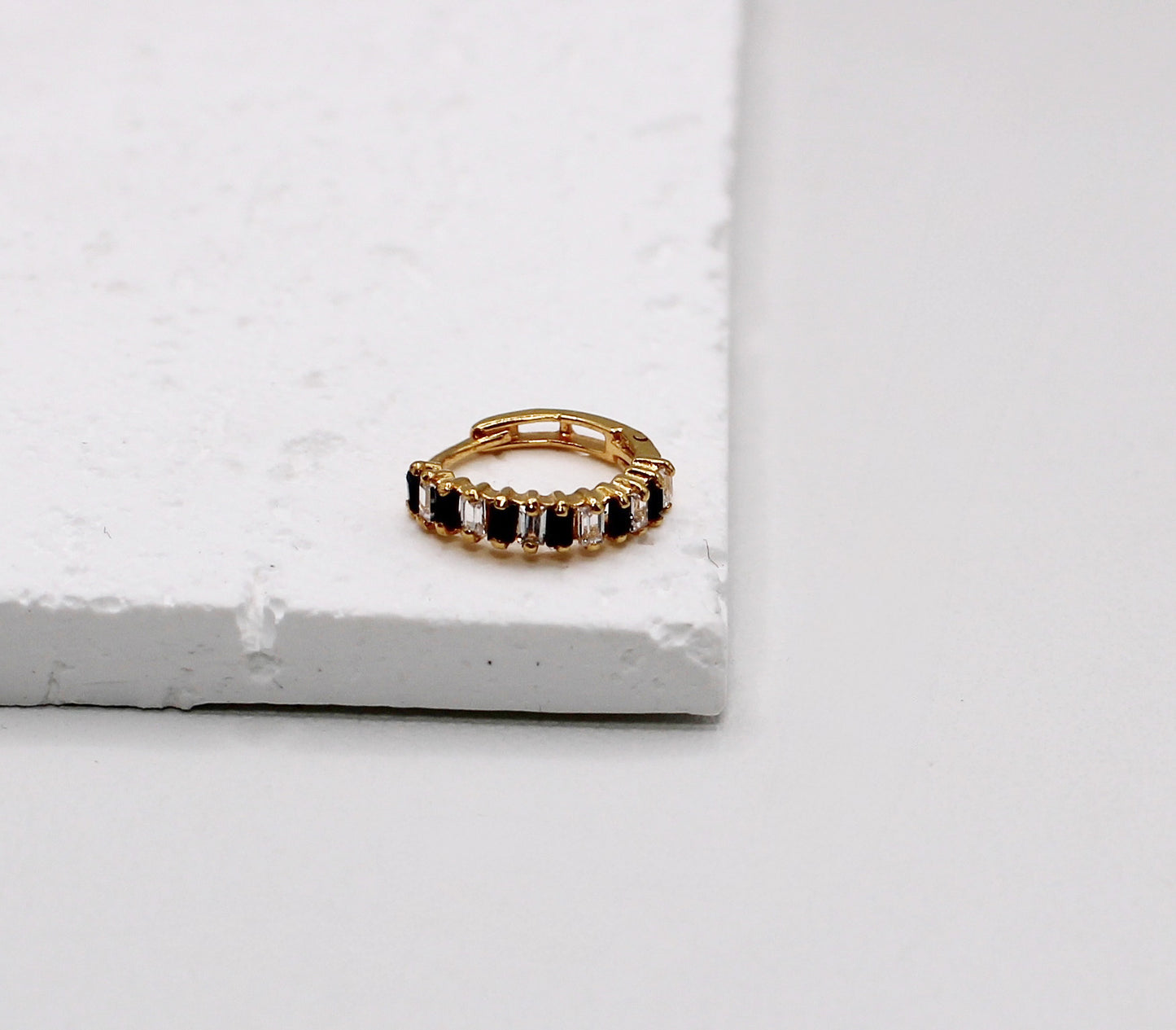 Black Cluster Hoop