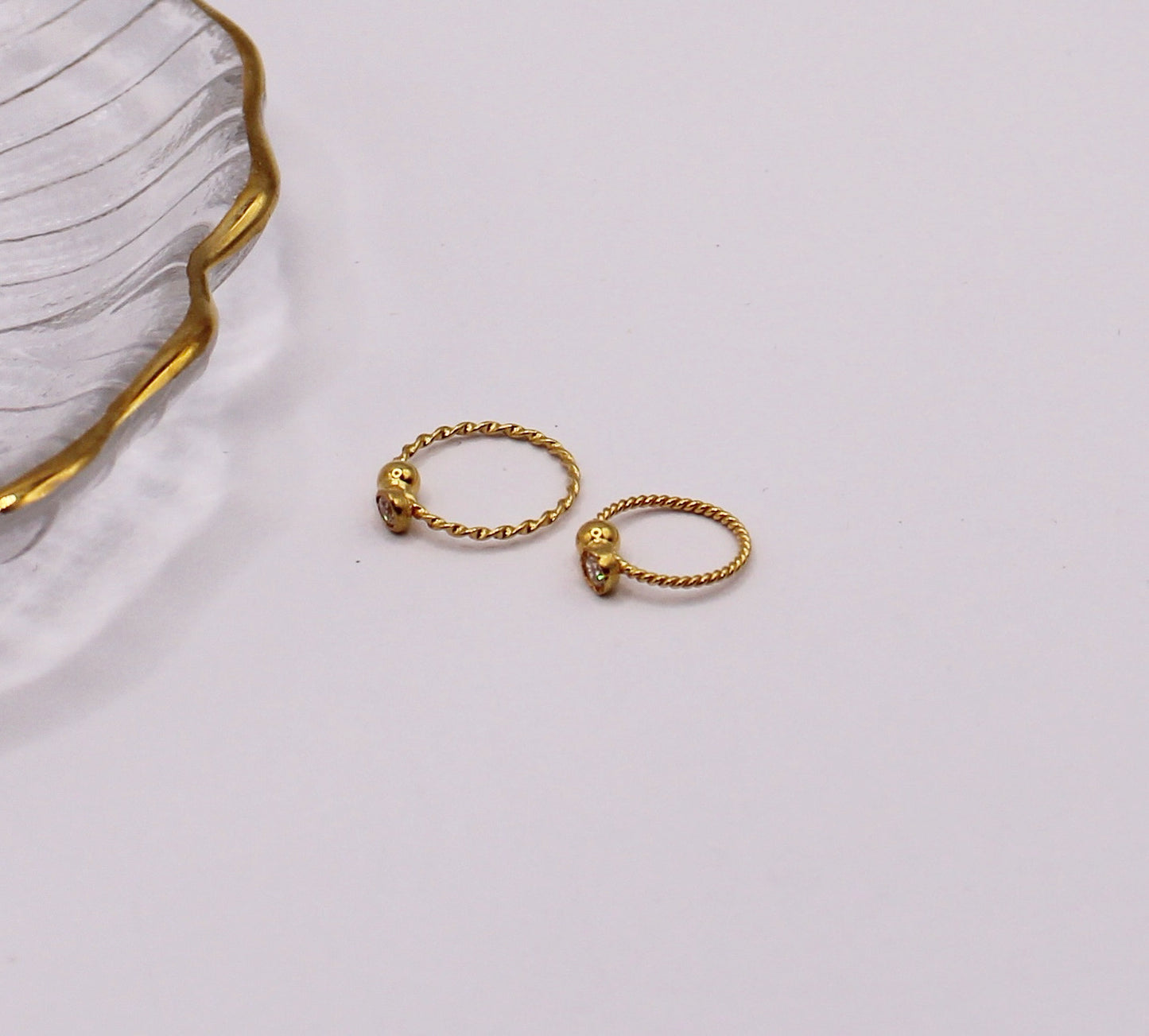 Twist Hera Hoop
