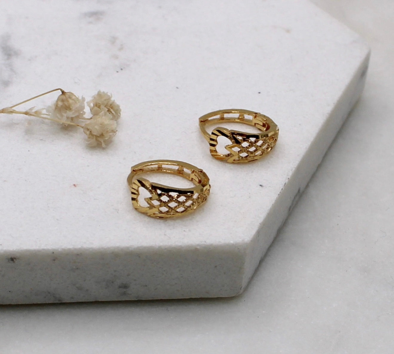 9.5mm Wide Hoop