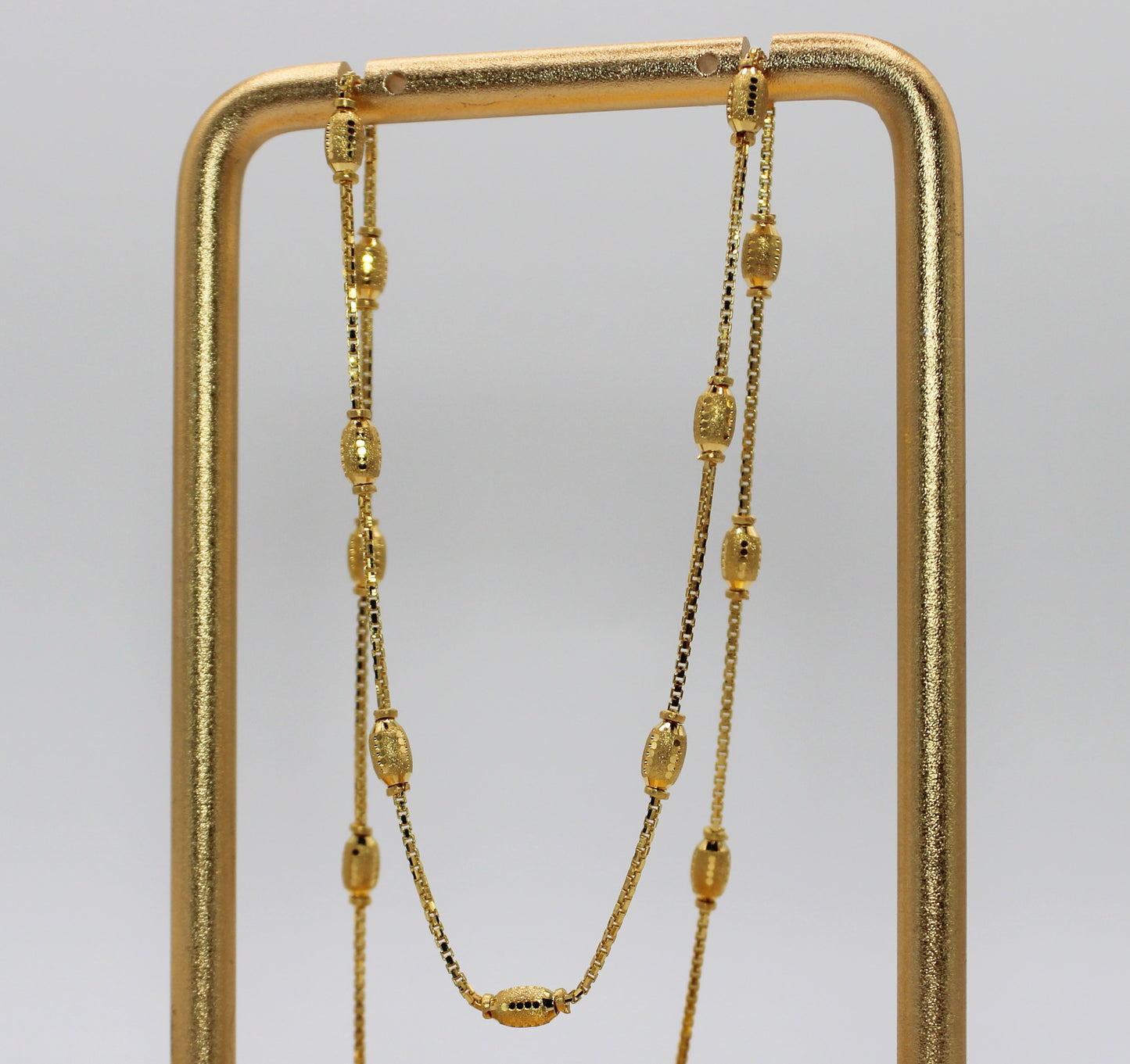 Shiny-Barrel Beaded Necklace