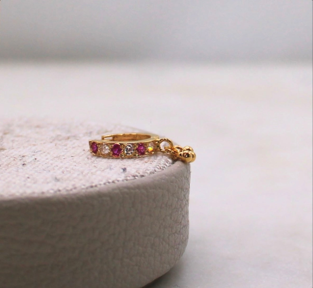 7.2mm Solid Pink And Clear Hoop
