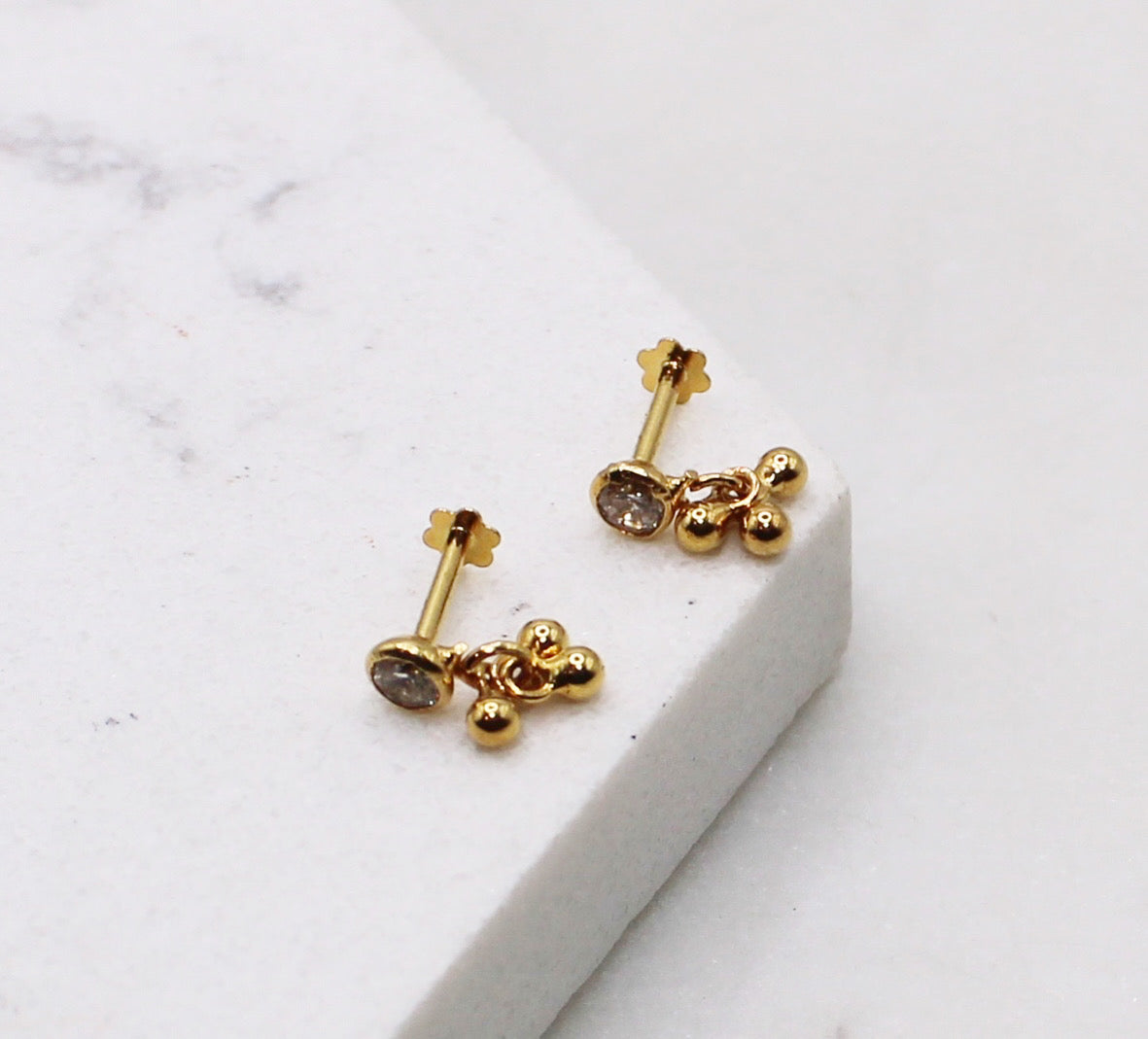 2.5mm Clean Dangly Studs