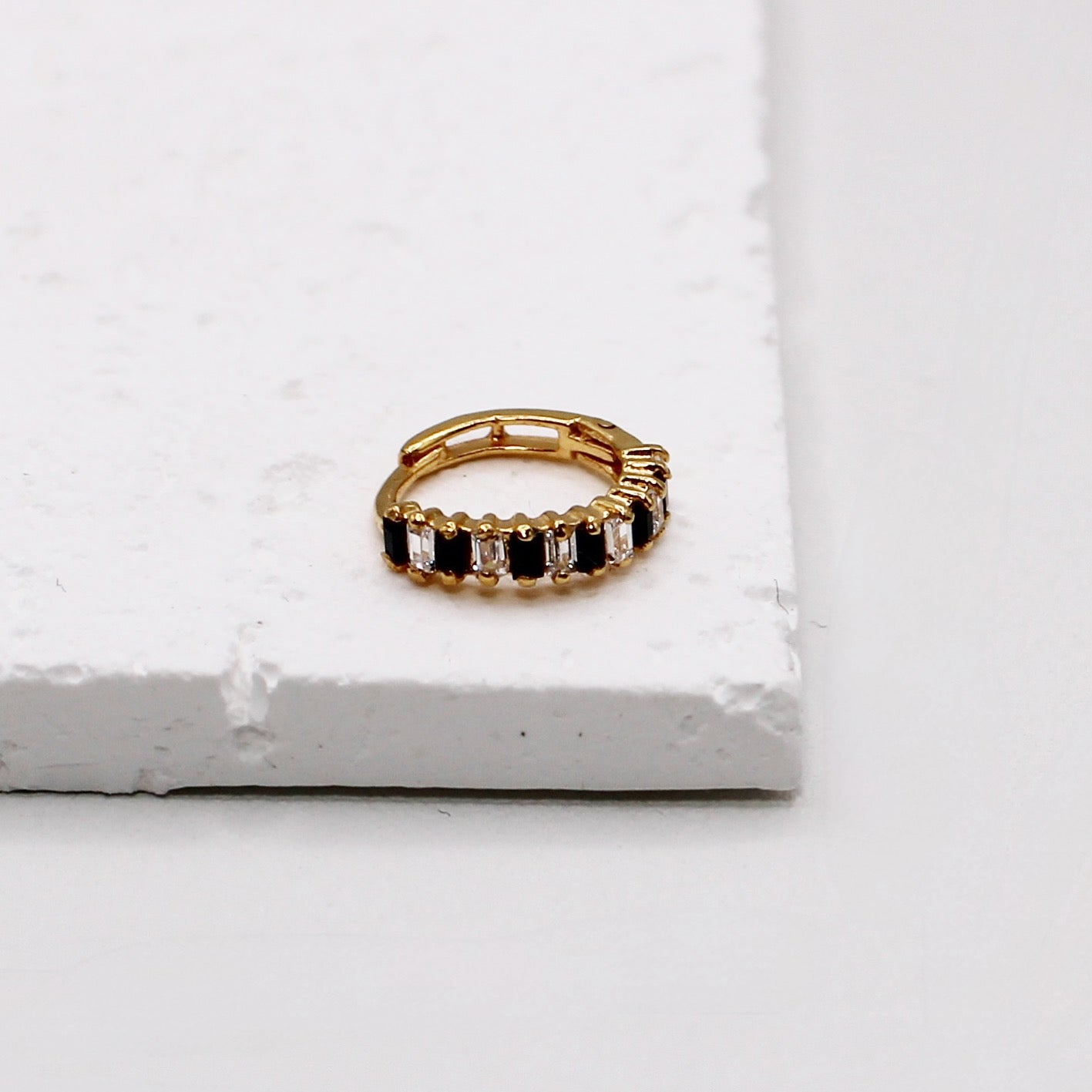 Black Cluster Hoop