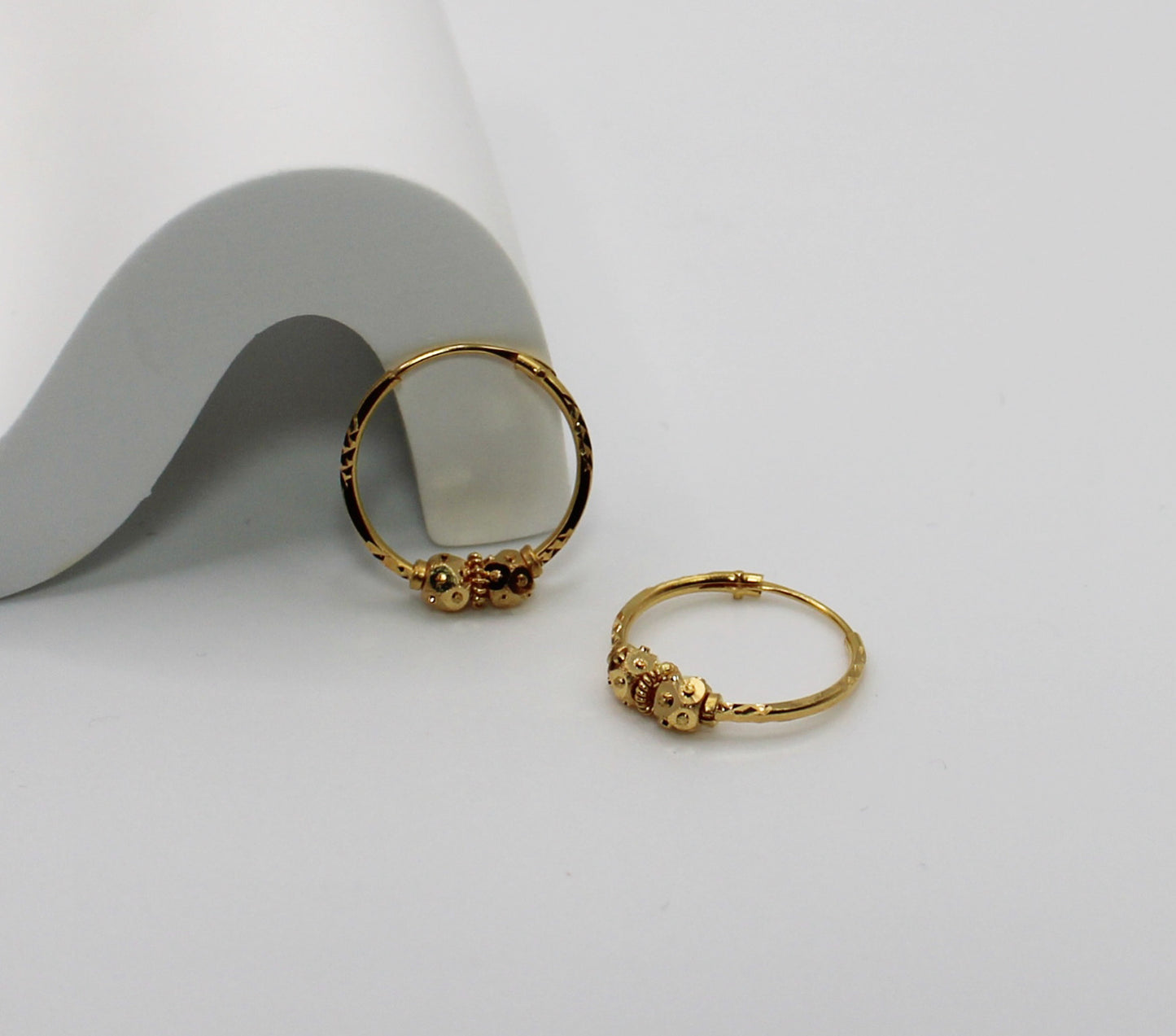 Lightweight Hoops