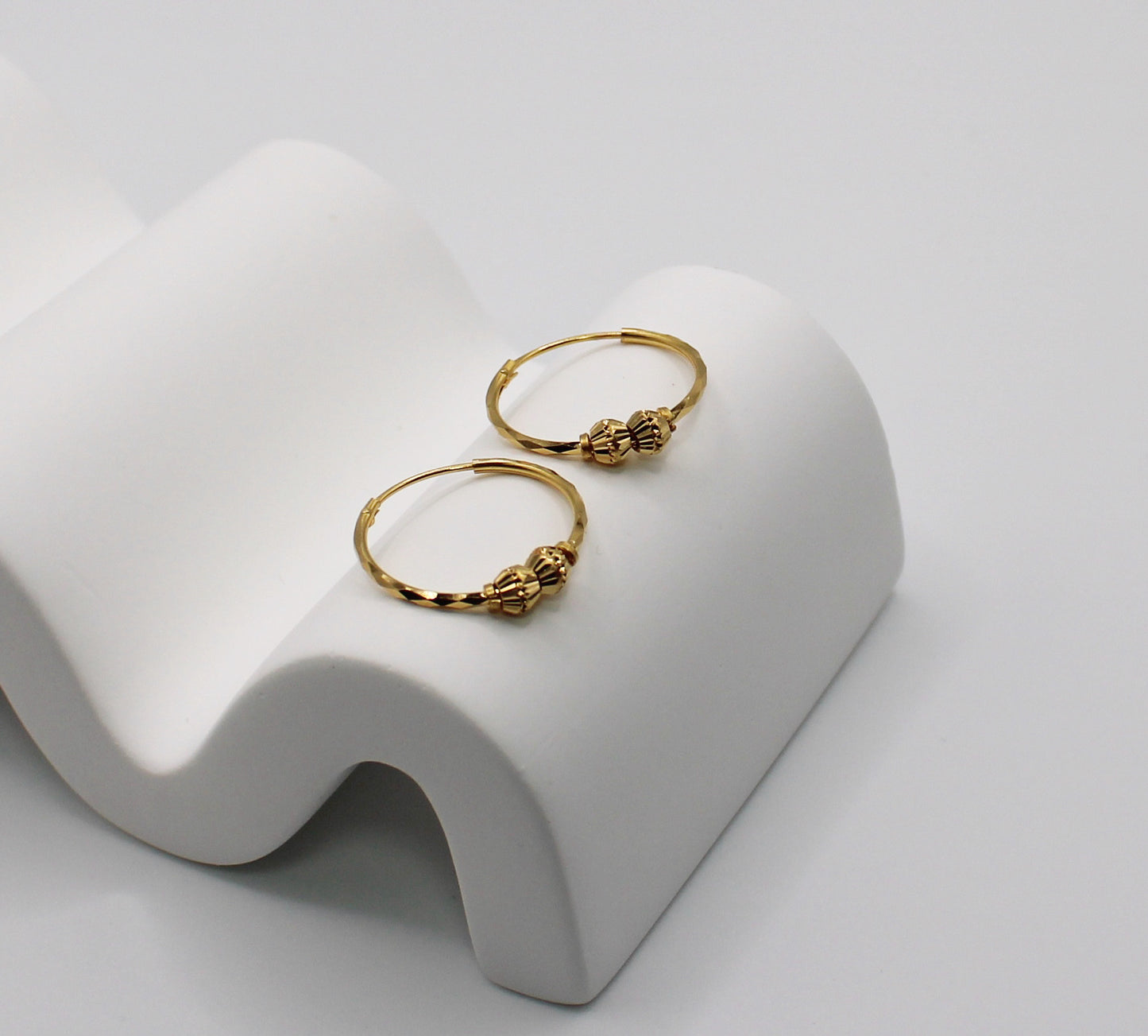 Lightweight Hoops