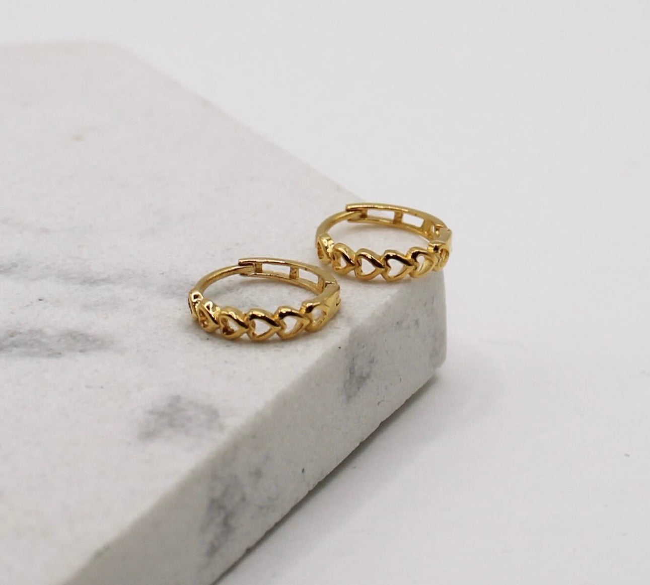 Stacked Open Heart Hoop | 8.5mm