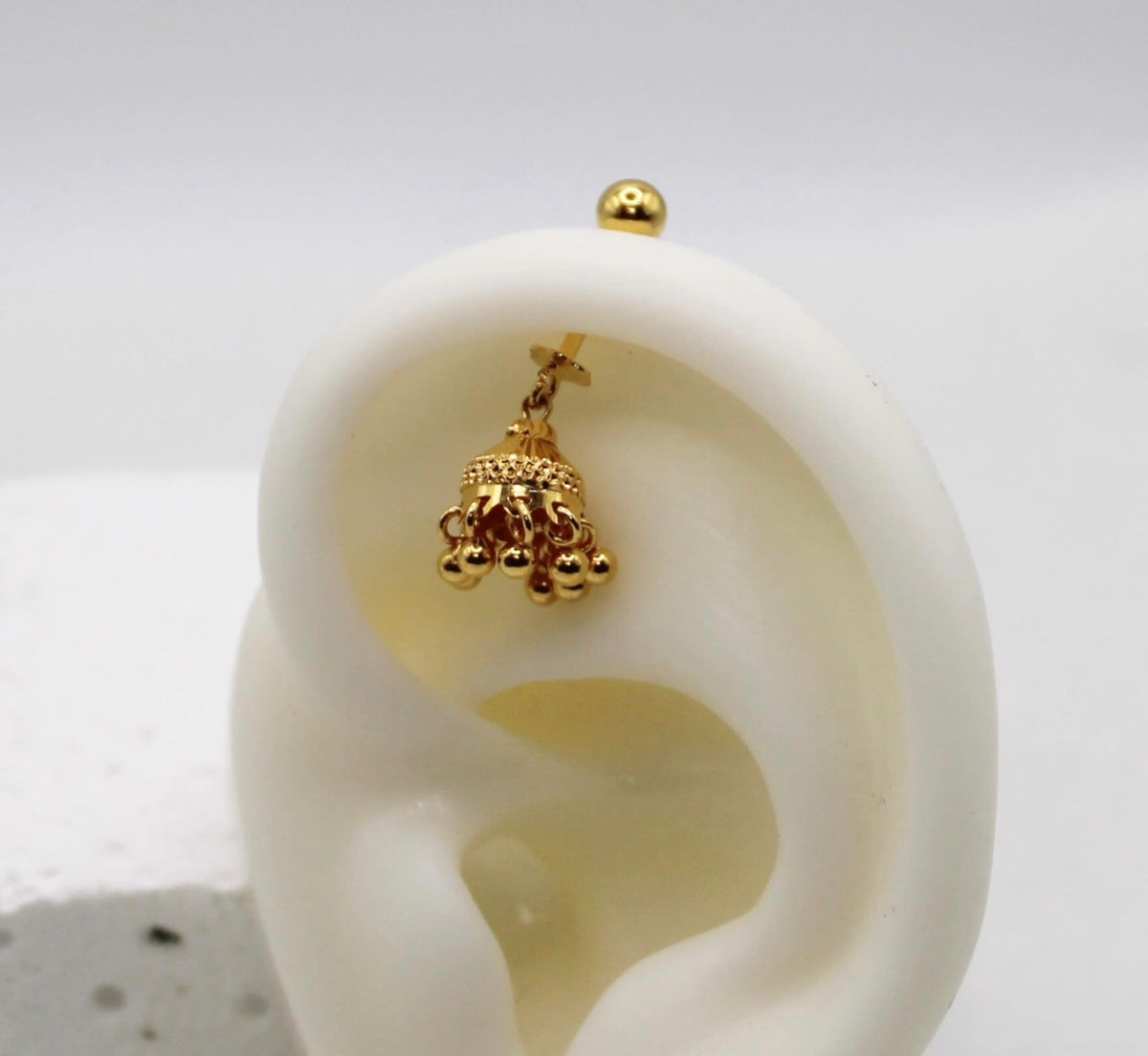 Jhumka Vertical Helix Stud