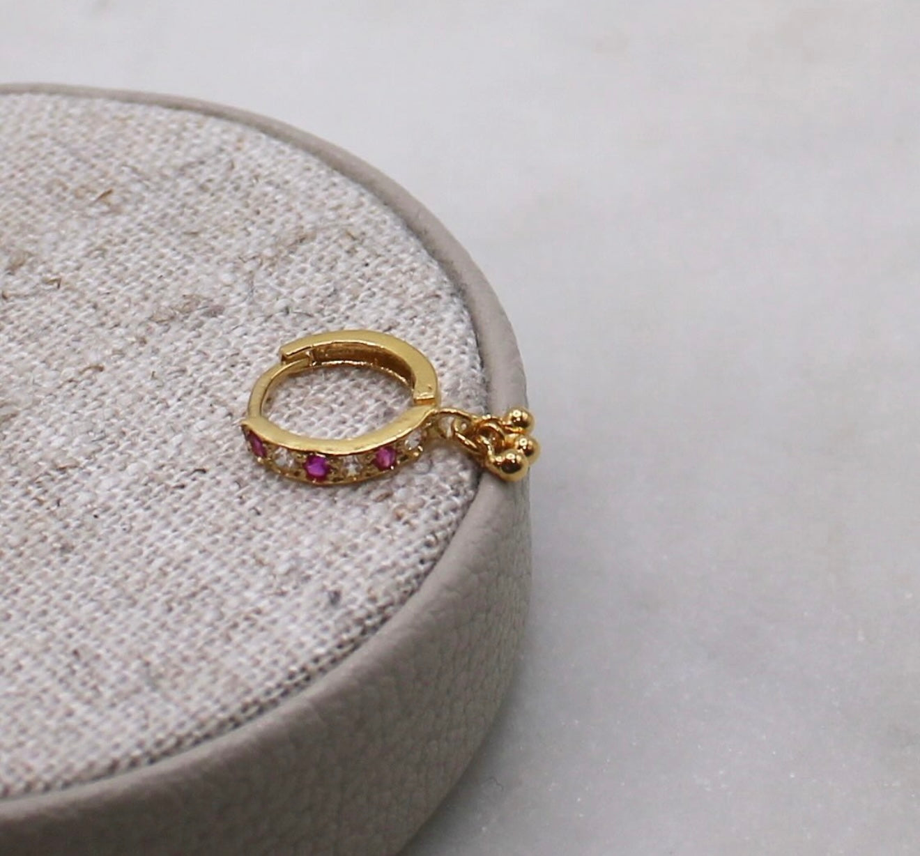 7.2mm Solid Pink And Clear Hoop