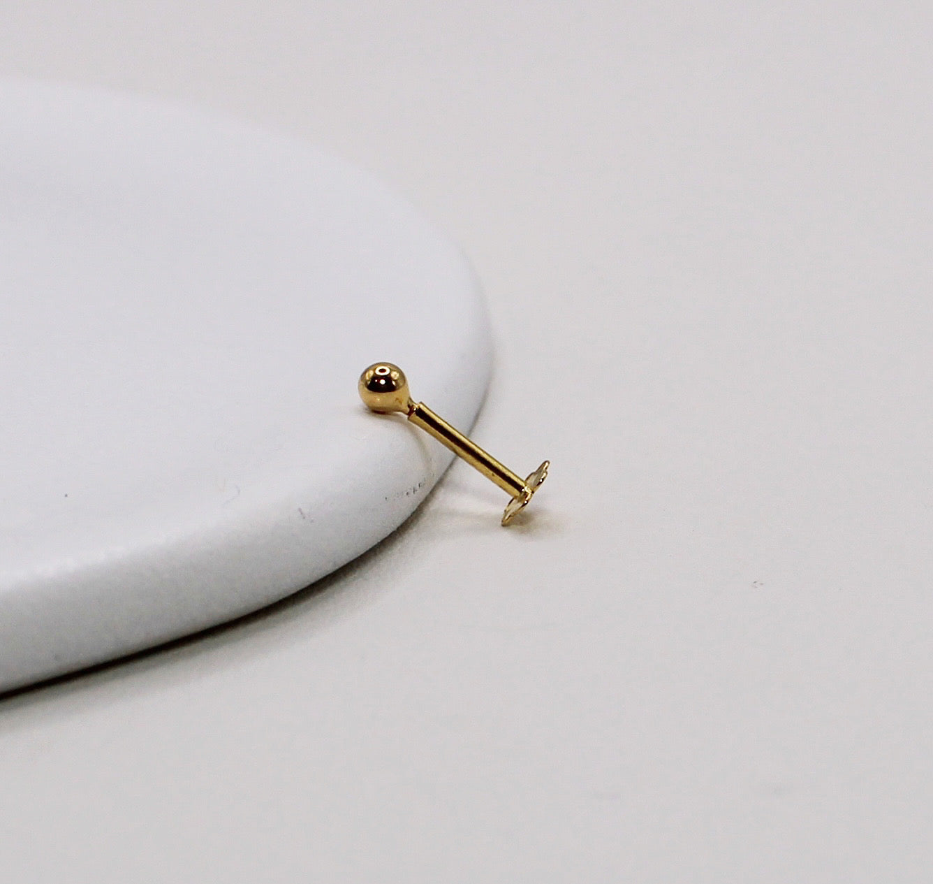 18carat Ball Stud