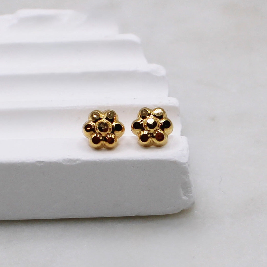 4mm Flower Studs