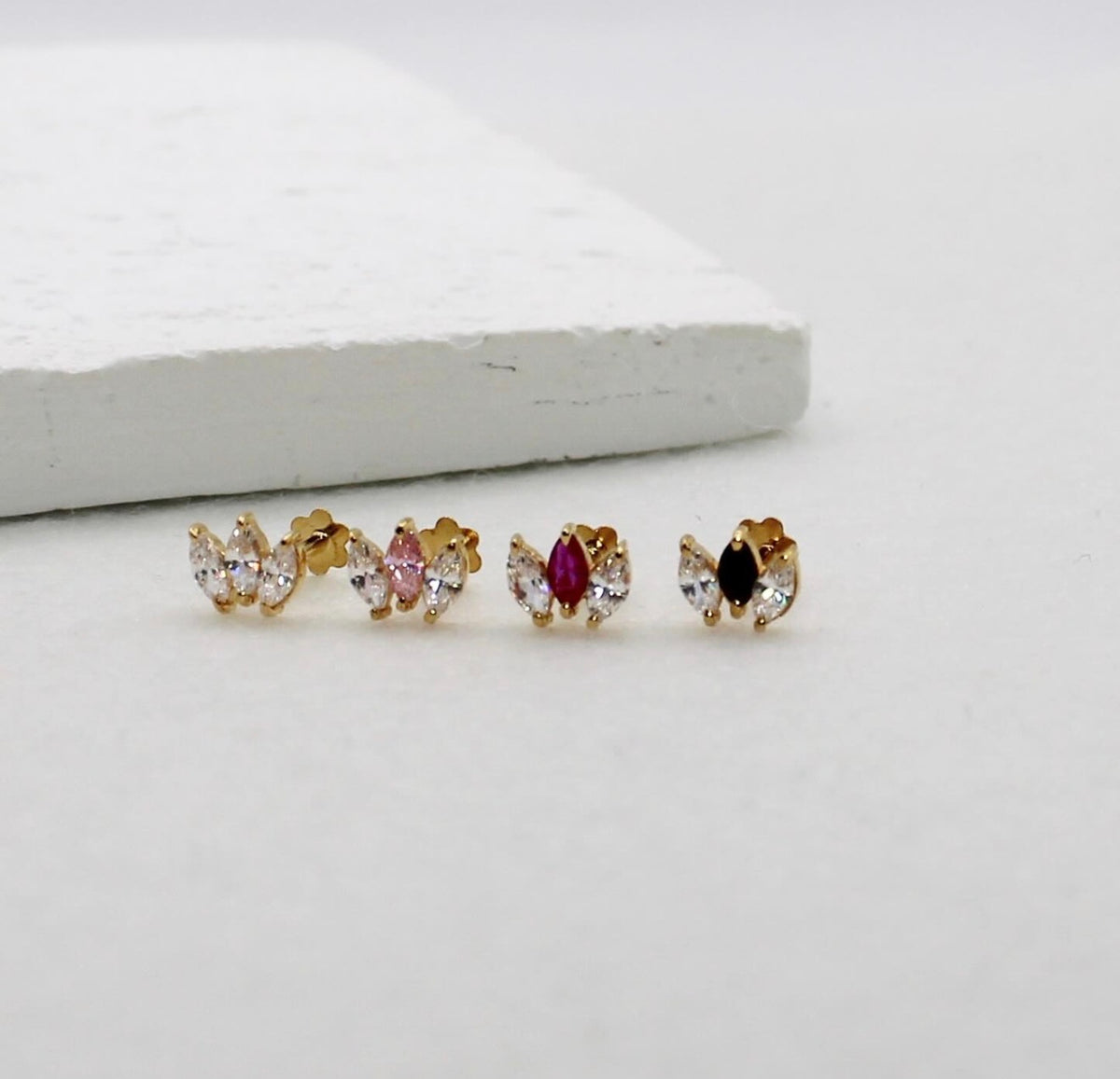 Tulip Studs | 6mm