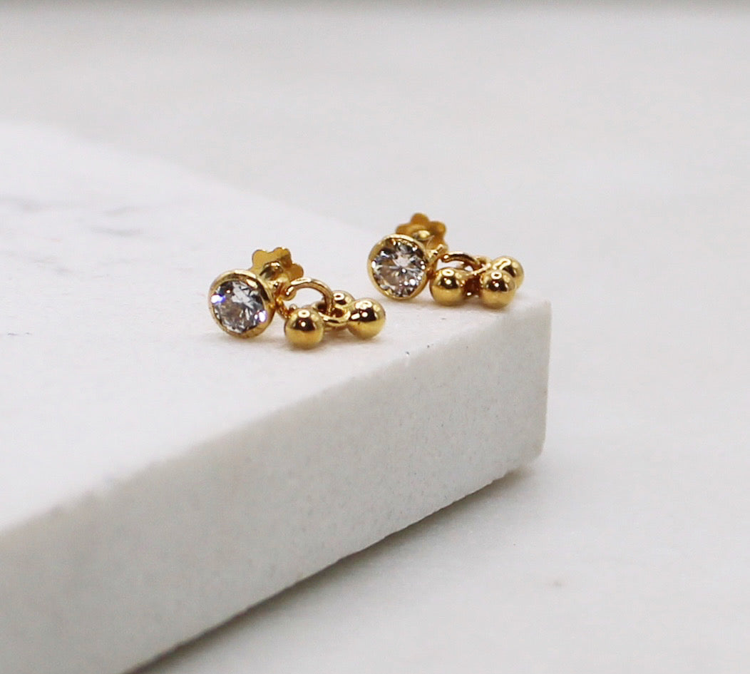 2.5mm Clean Dangly Studs