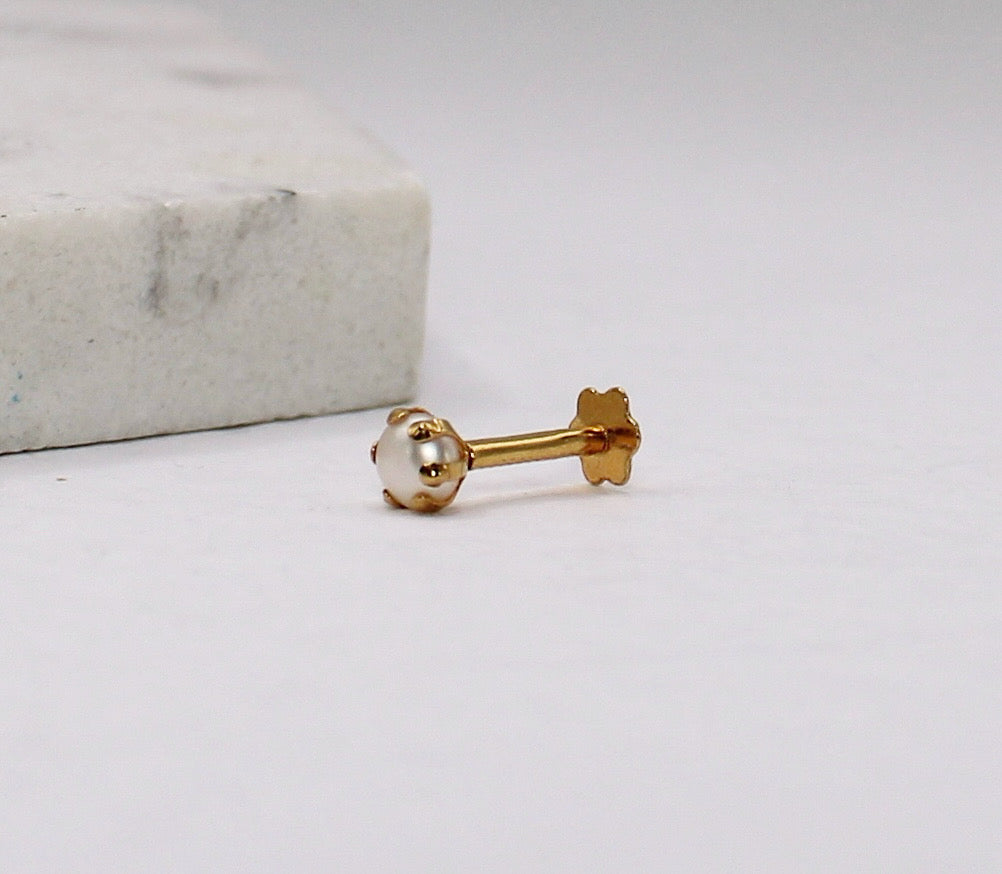 Pearl Stud