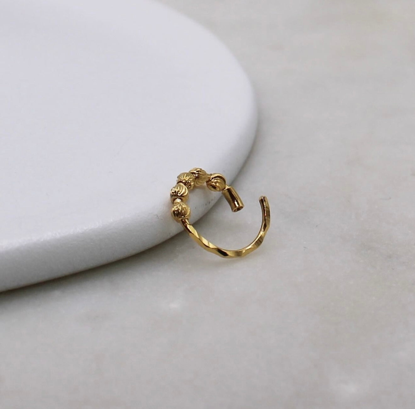 5 Bead Hoop (8.5mm)