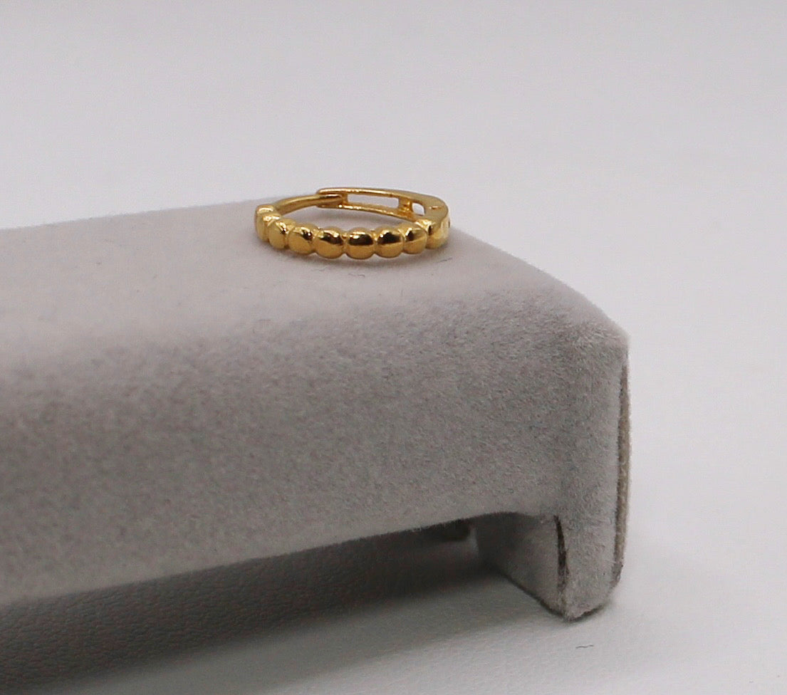 8mm Round Detail Hoop