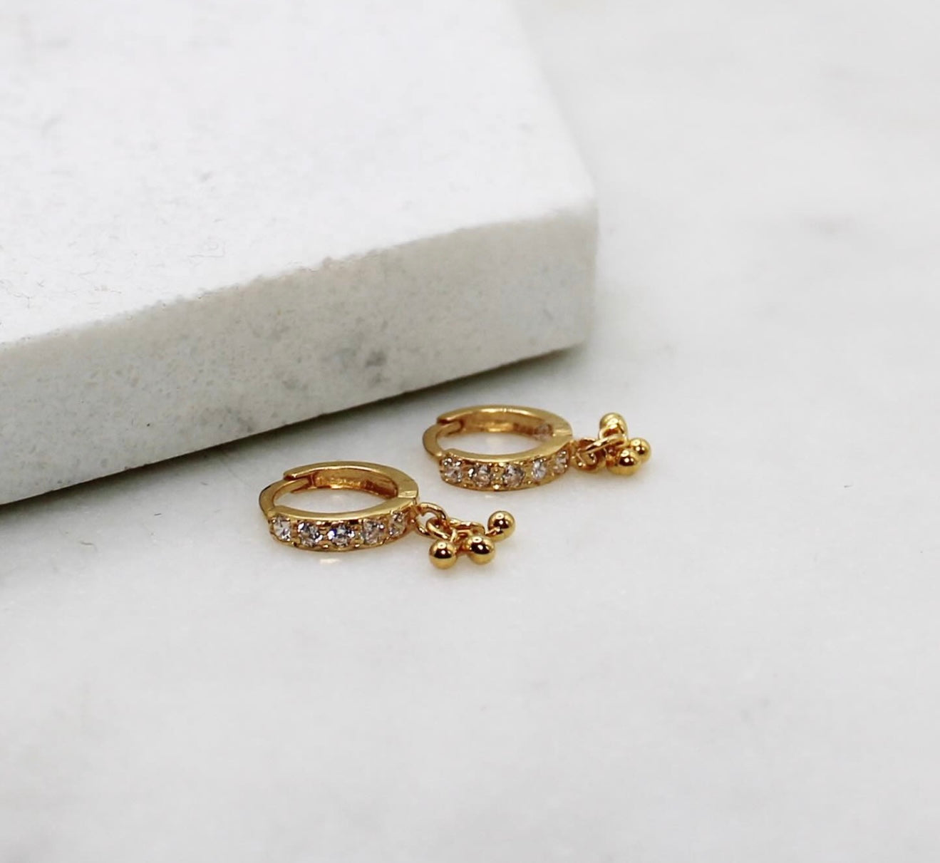 6.3mm Dangly Huggies