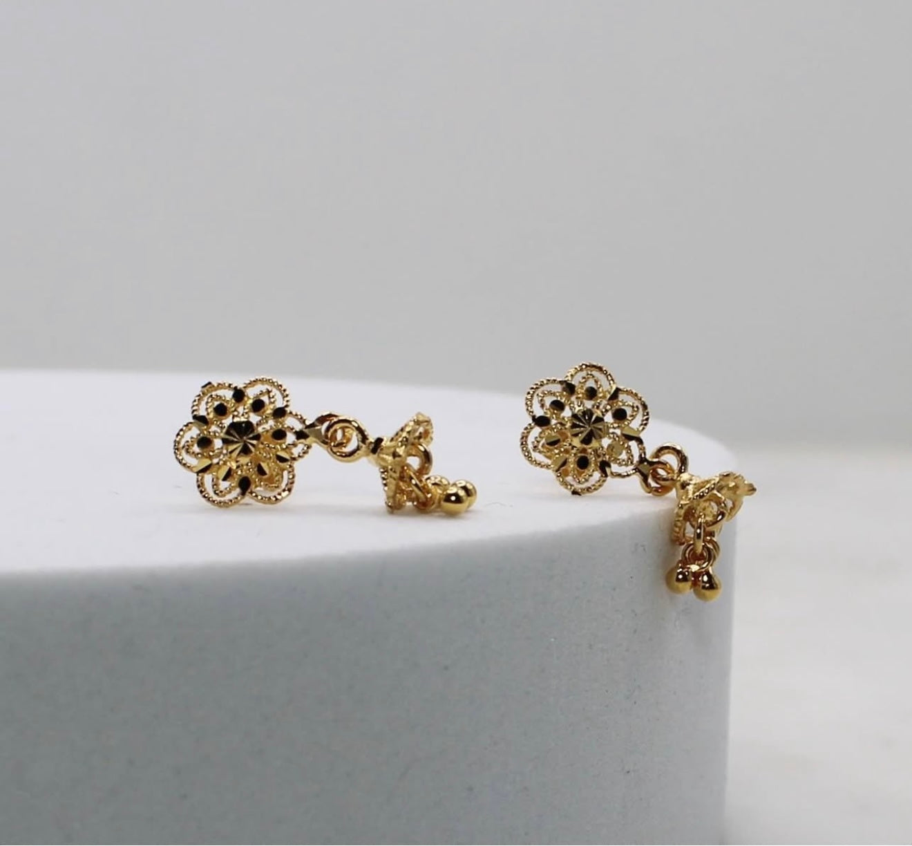 Super Mini Flower Jumka Stud