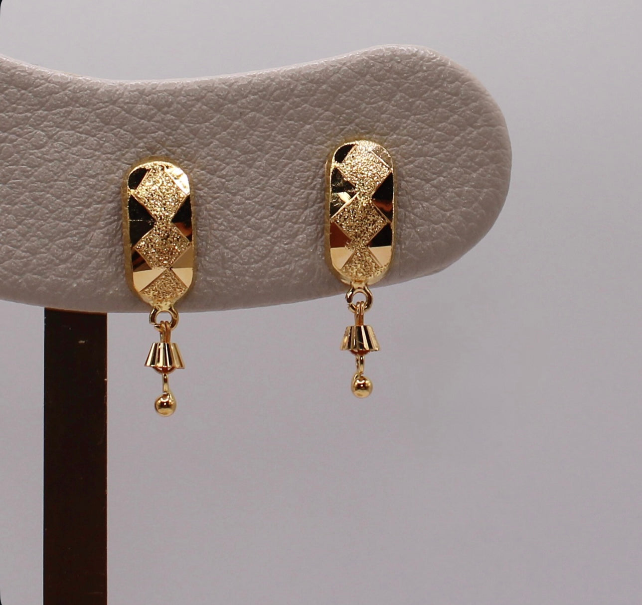 Super Lightweight Studs