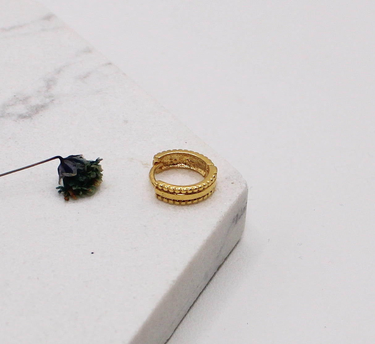 Solid 18carat Hoop