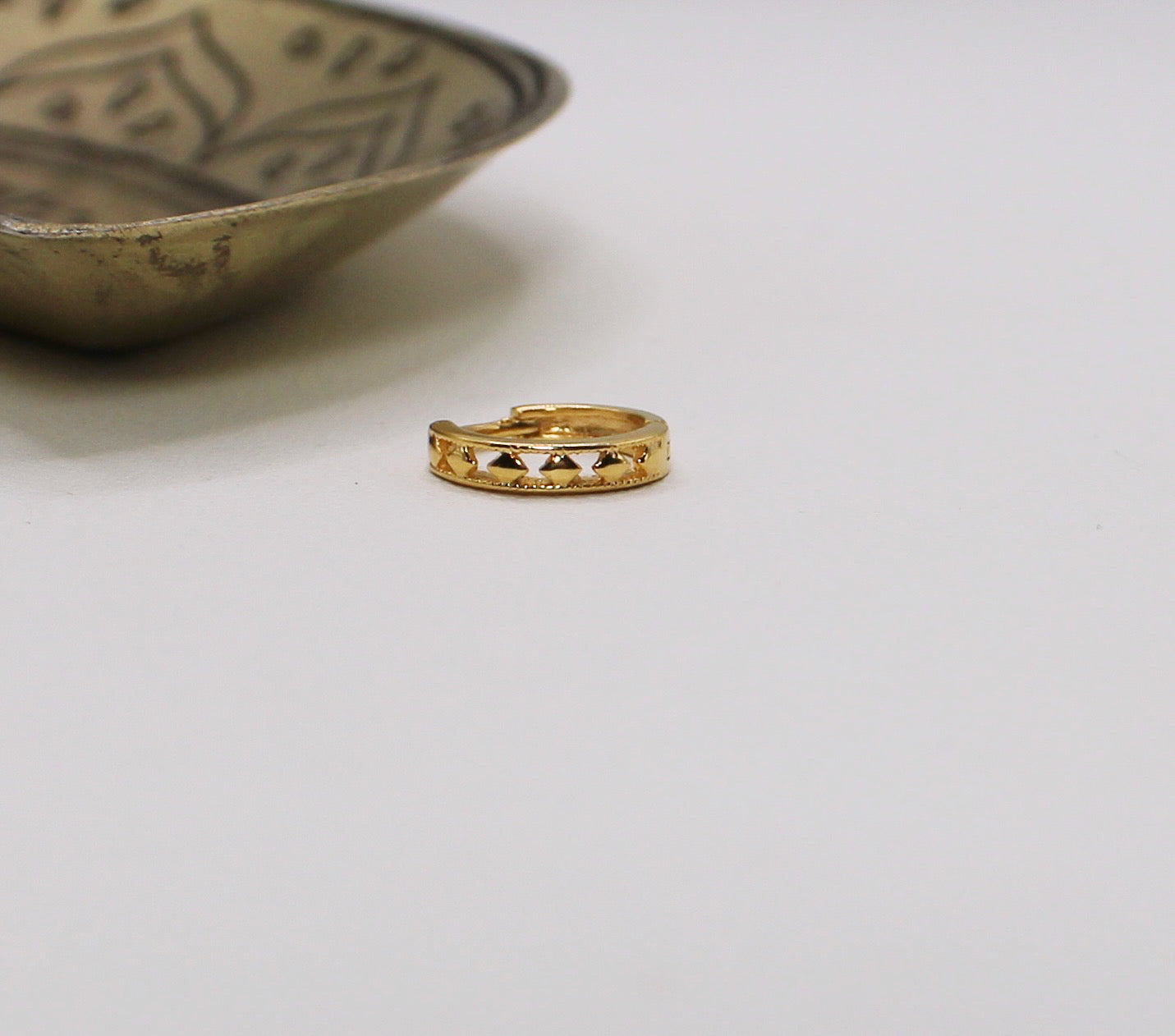 7.5mm Gold Hoop