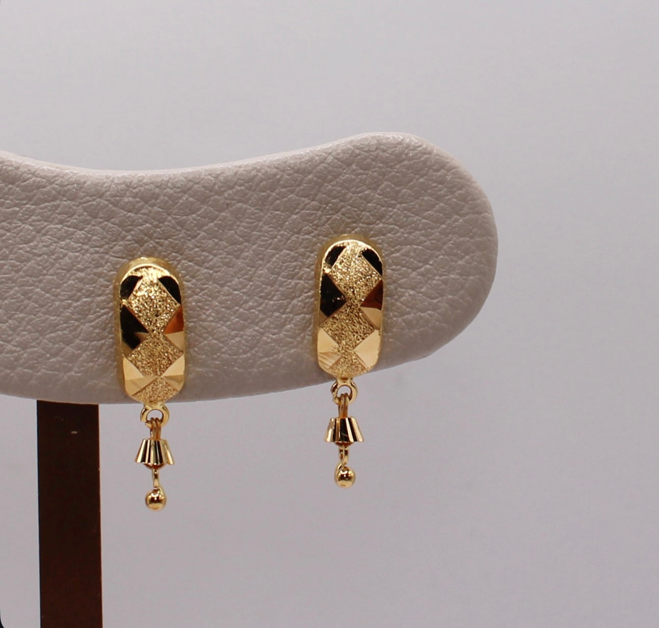 Super Lightweight Studs
