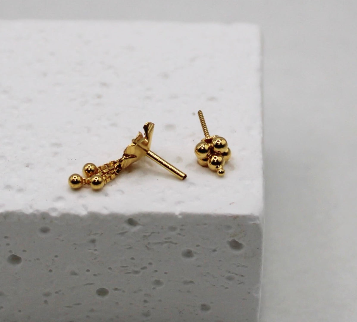 Floral Chain Vertical Helix Stud