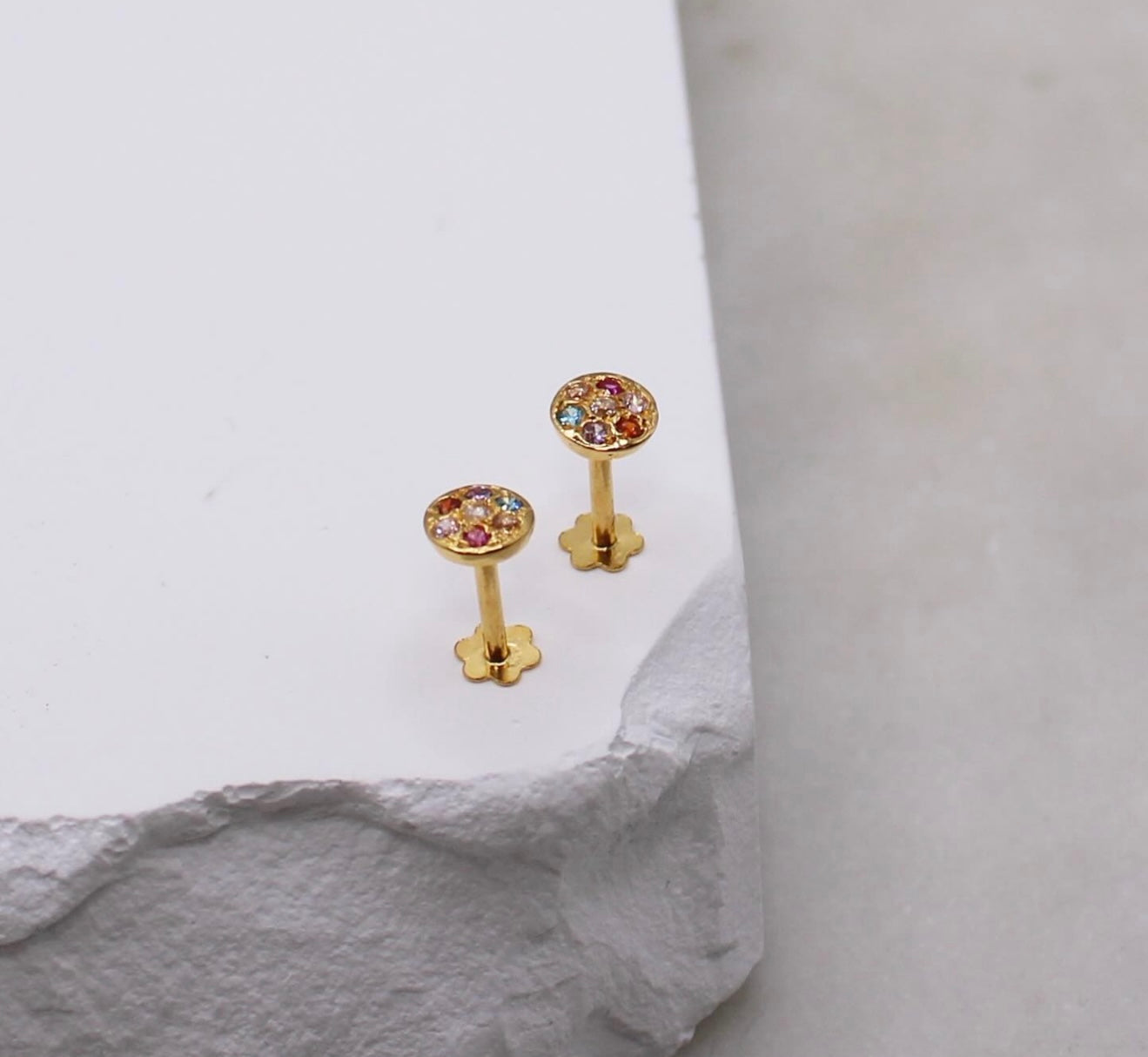 Multicoloured Studs
