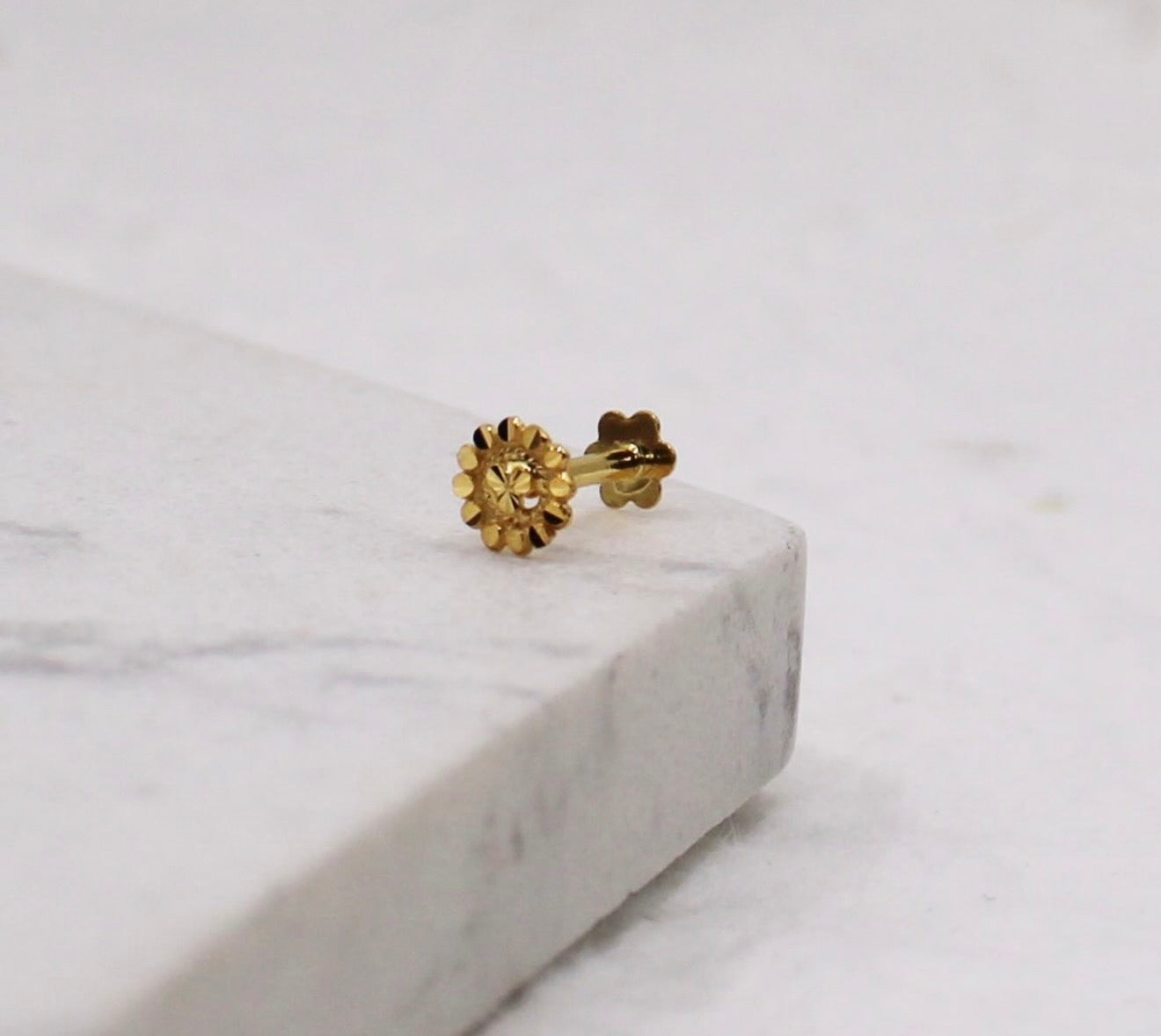 Detailed Flat Stud | 4mm