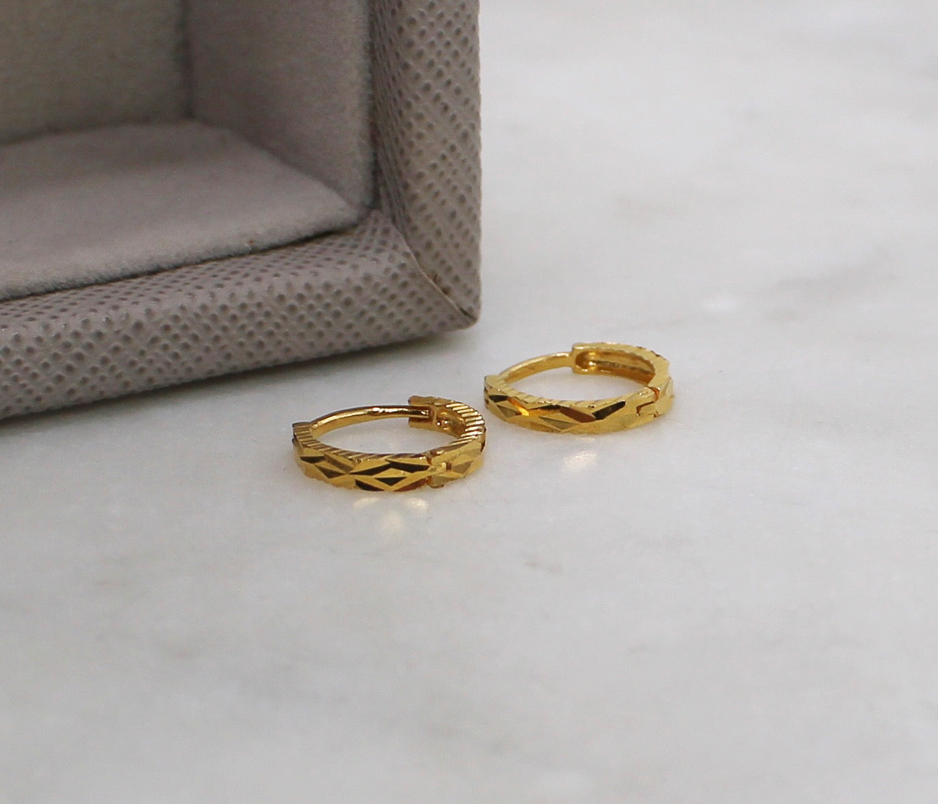 8.5mm Detailed Gold Hoops