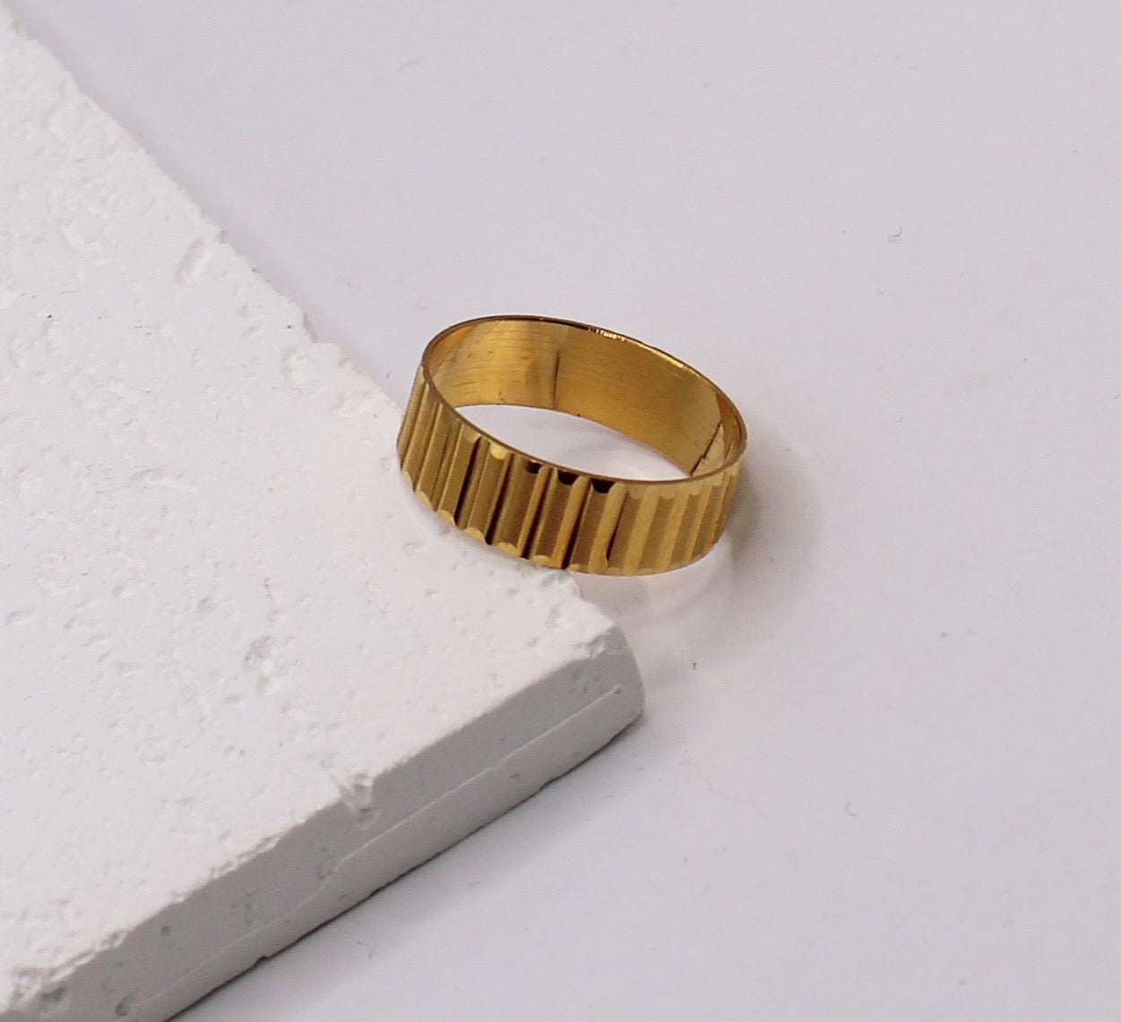 Wide Stripe-Detail Ring