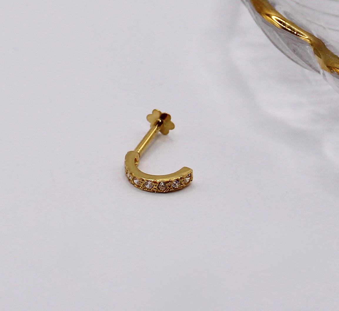 Curve Stud | Single Piece