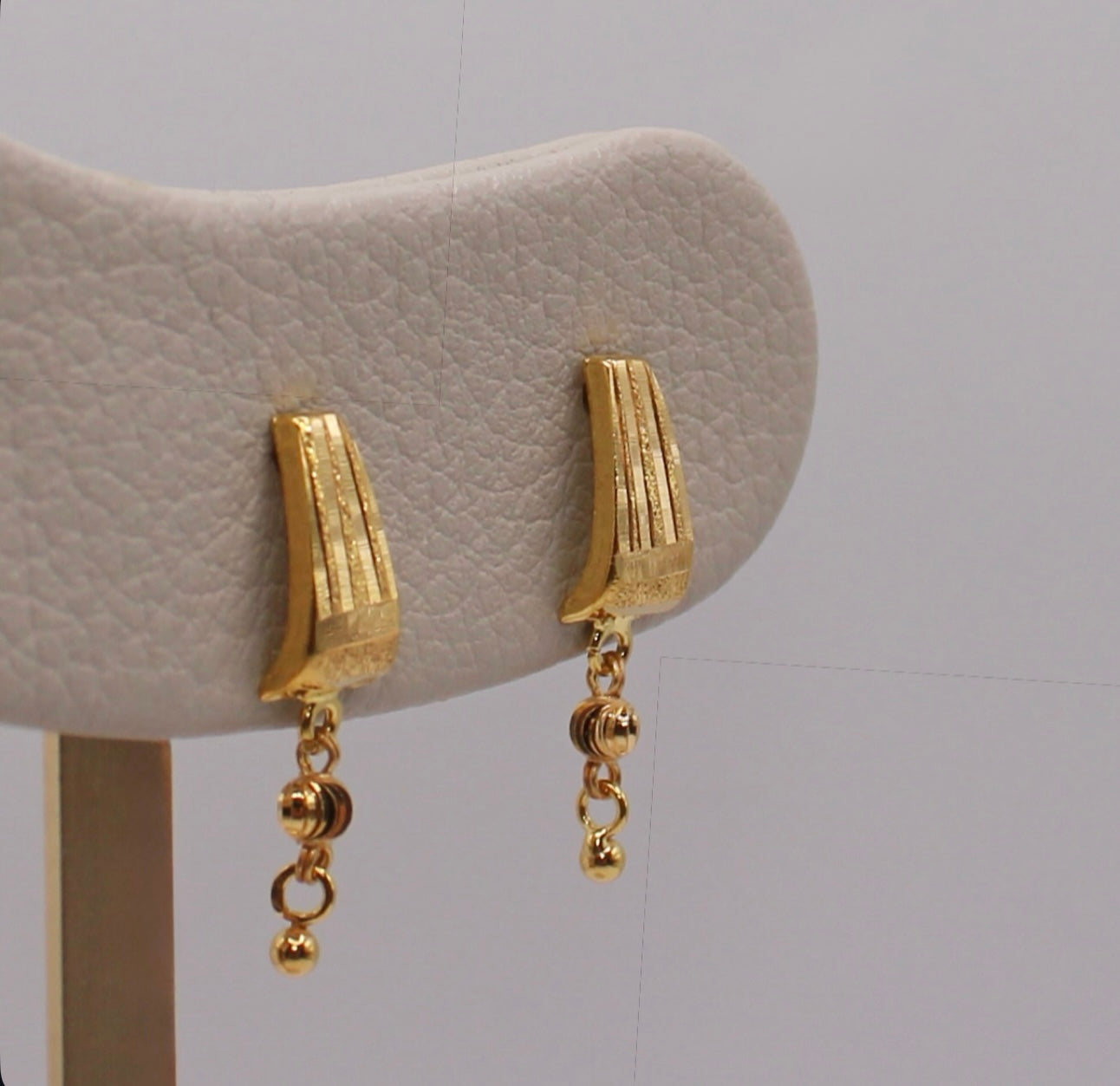 Super Lightweight Studs