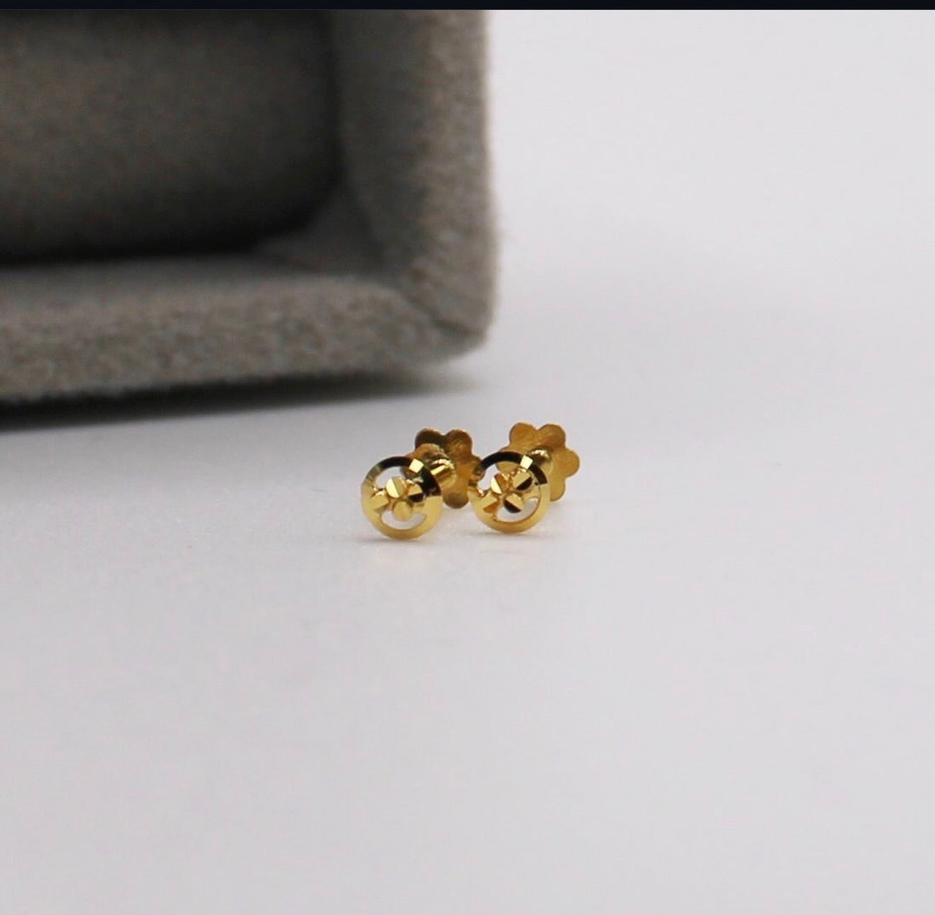 Round Gold Halo Studs