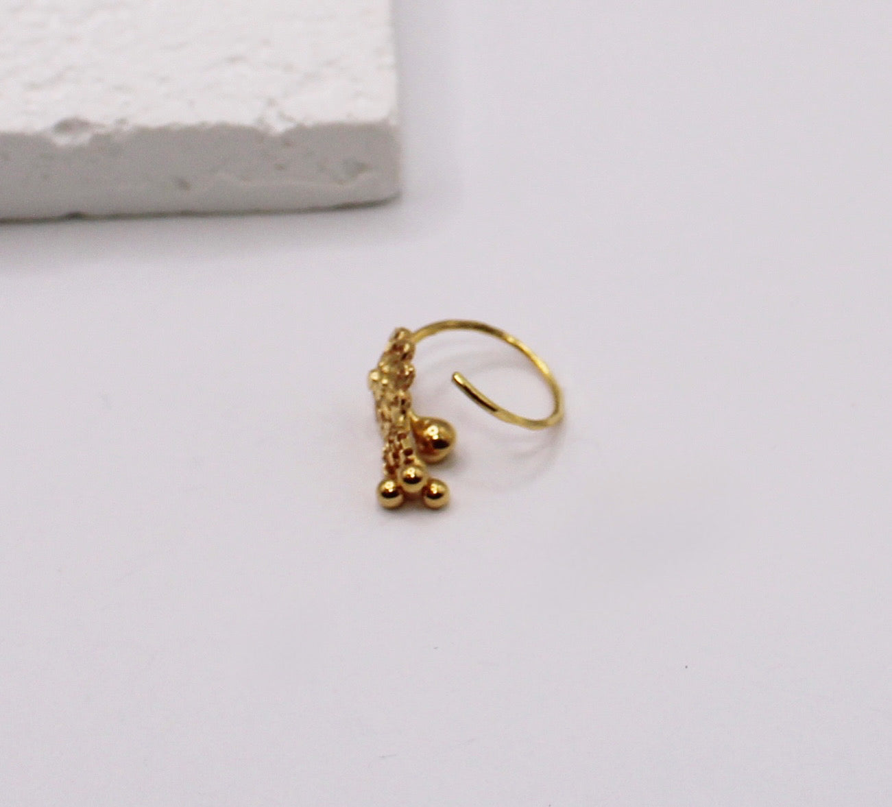 Flower 3-chain Hoop