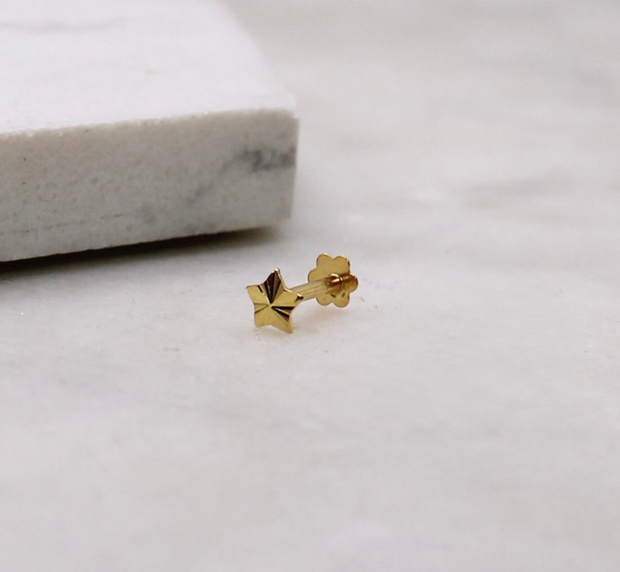 Detailed Star Stud (single)