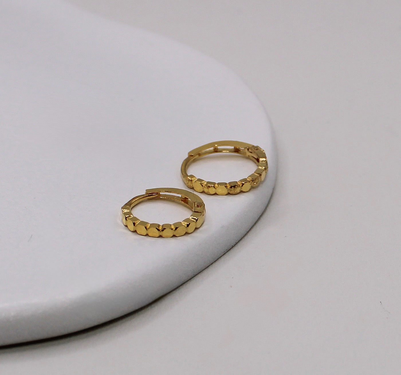 Shiny Thin Hoop