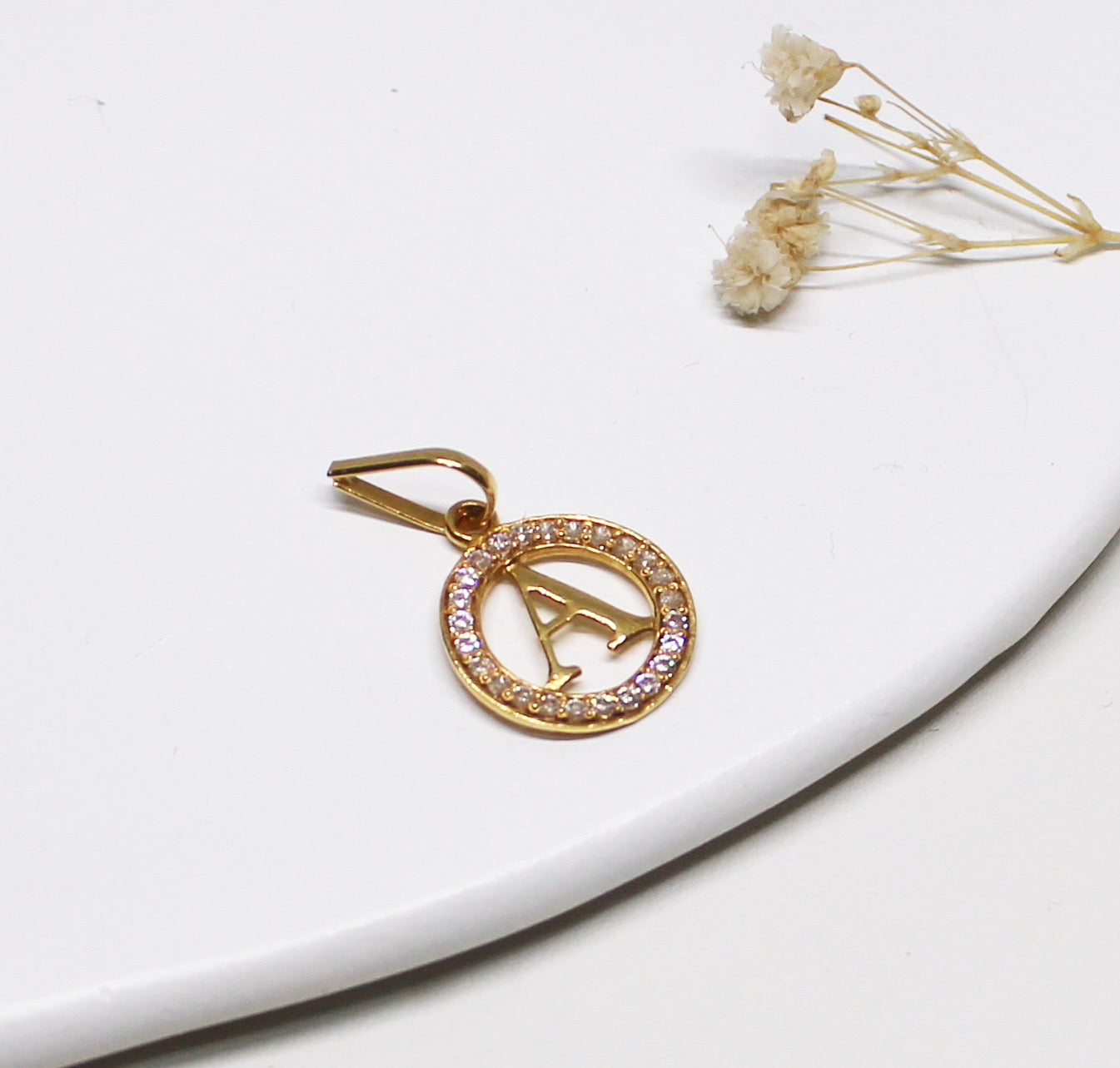 18carat ‘A’ Pendant