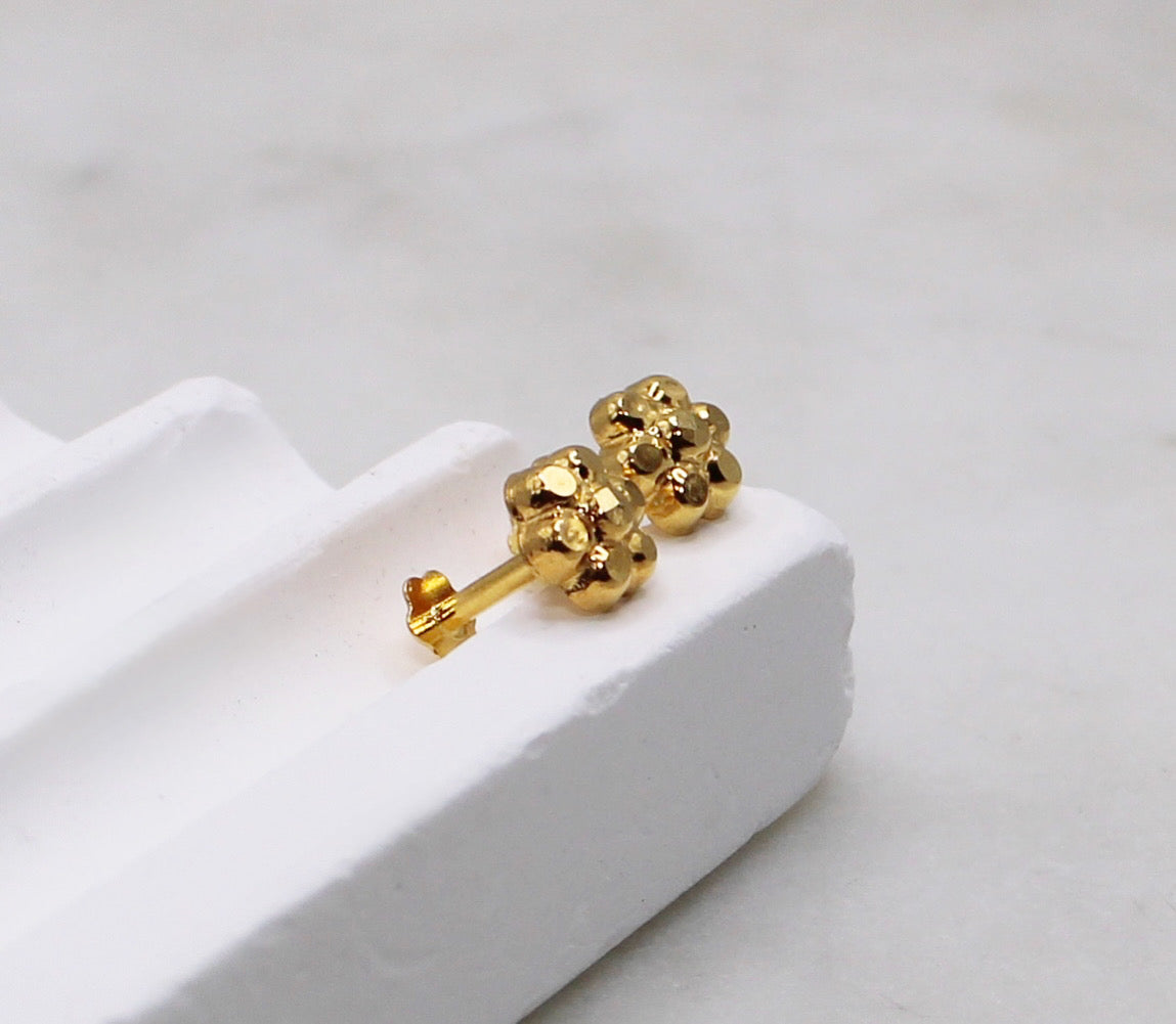 4mm Flower Studs