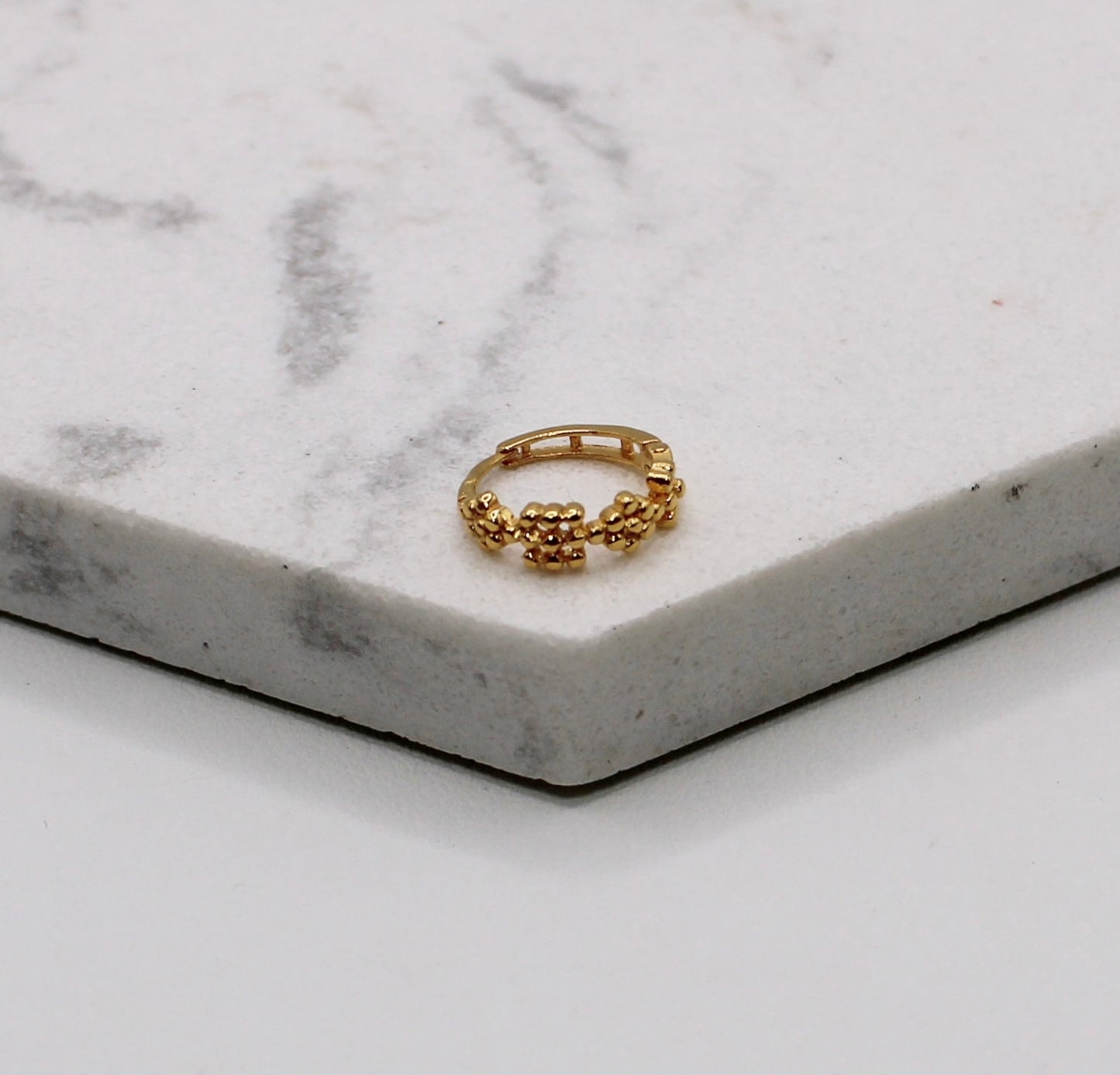 9mm Flower and Square Detail Hoop