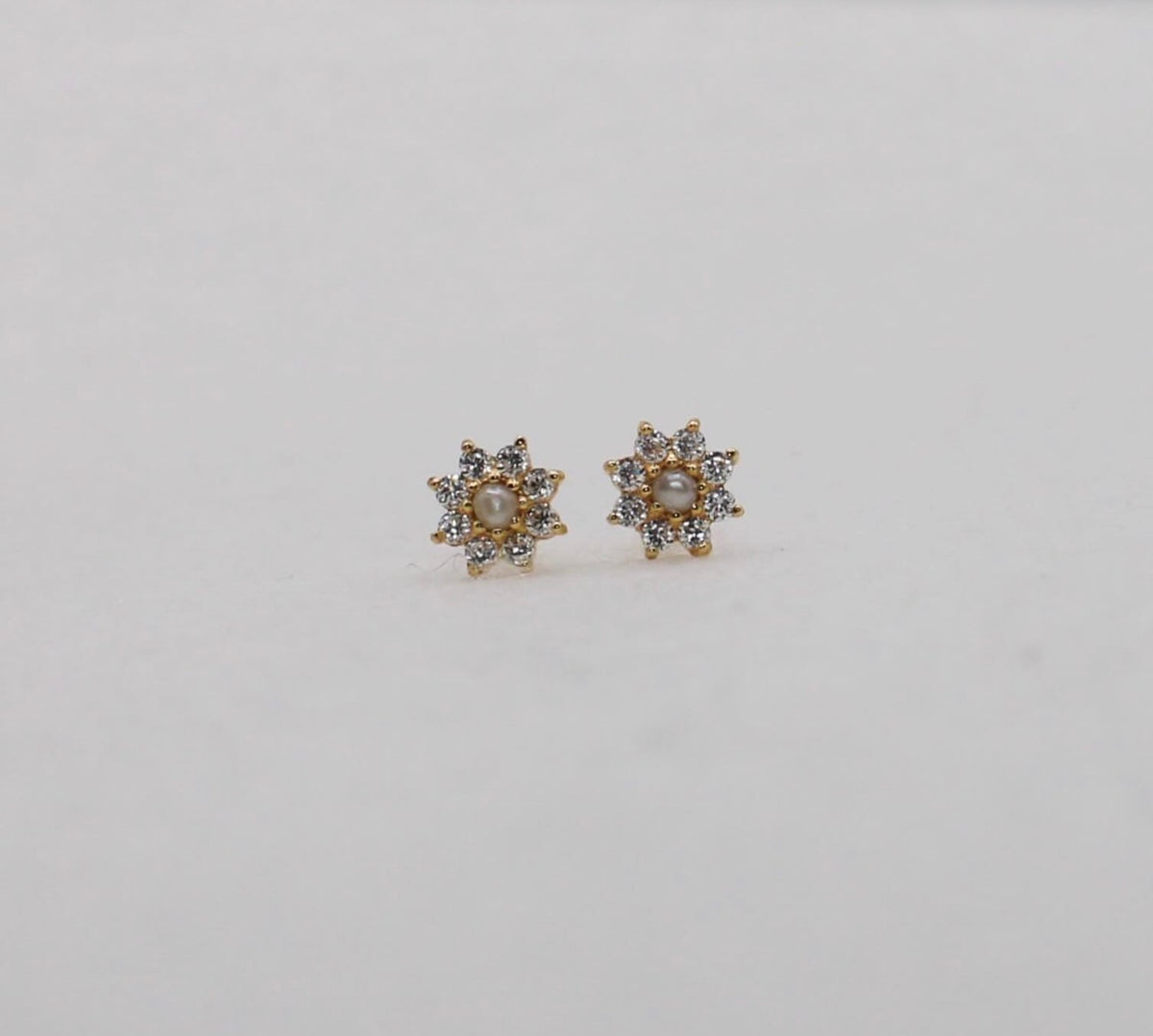 Flower Pearl Studs