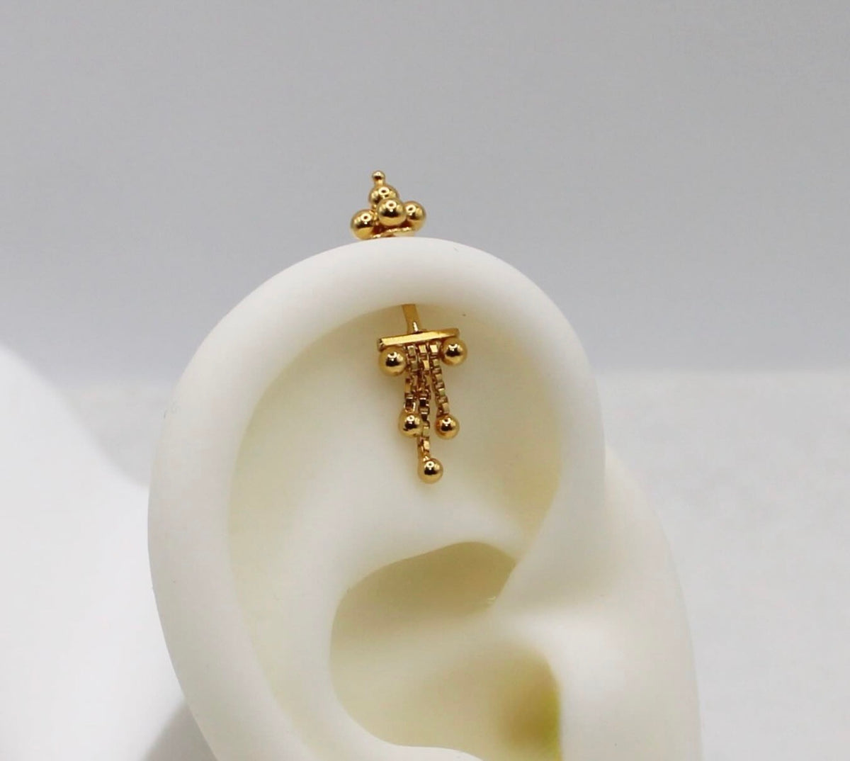 Chain-drop Vertical Helix Stud