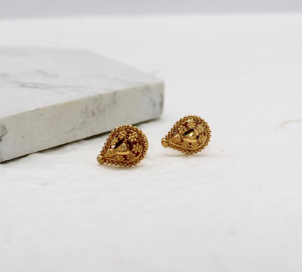 Teardrop Studs | 22carat