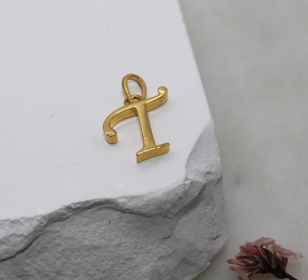 22carat Initial ‘T’ Pendant